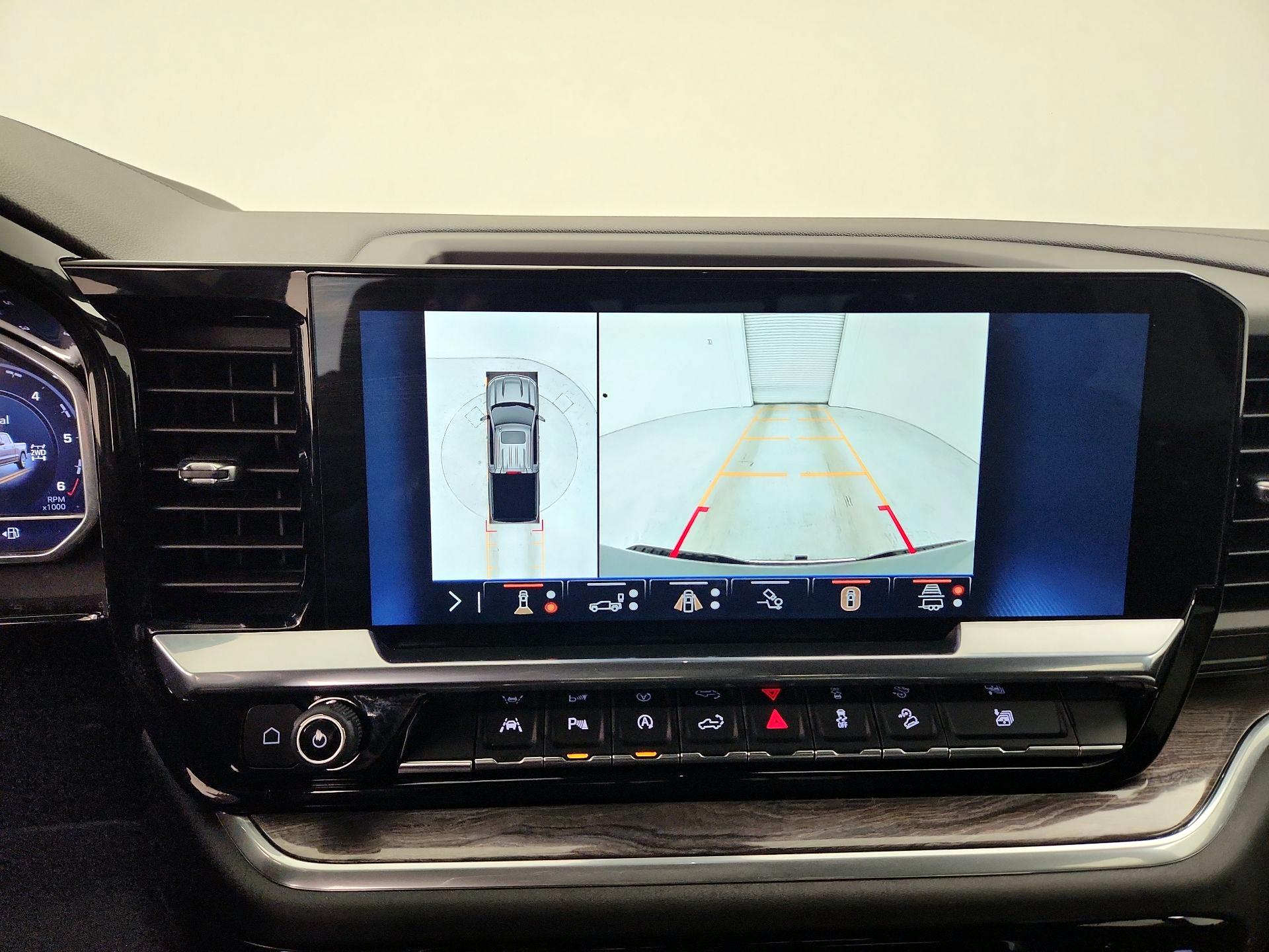 Thumbnail: 2025 Chevrolet Silverado 1500 - 15