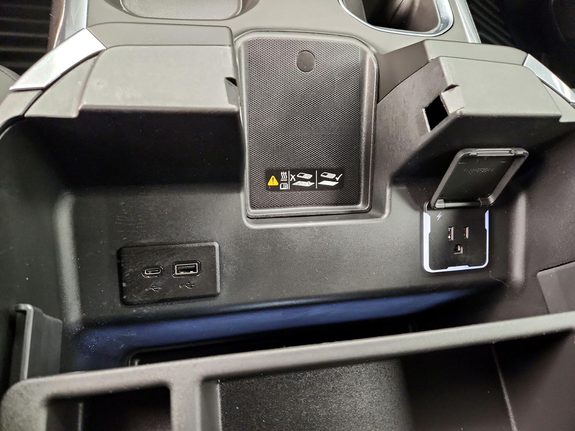 Thumbnail: 2025 Chevrolet Silverado 1500 - 19