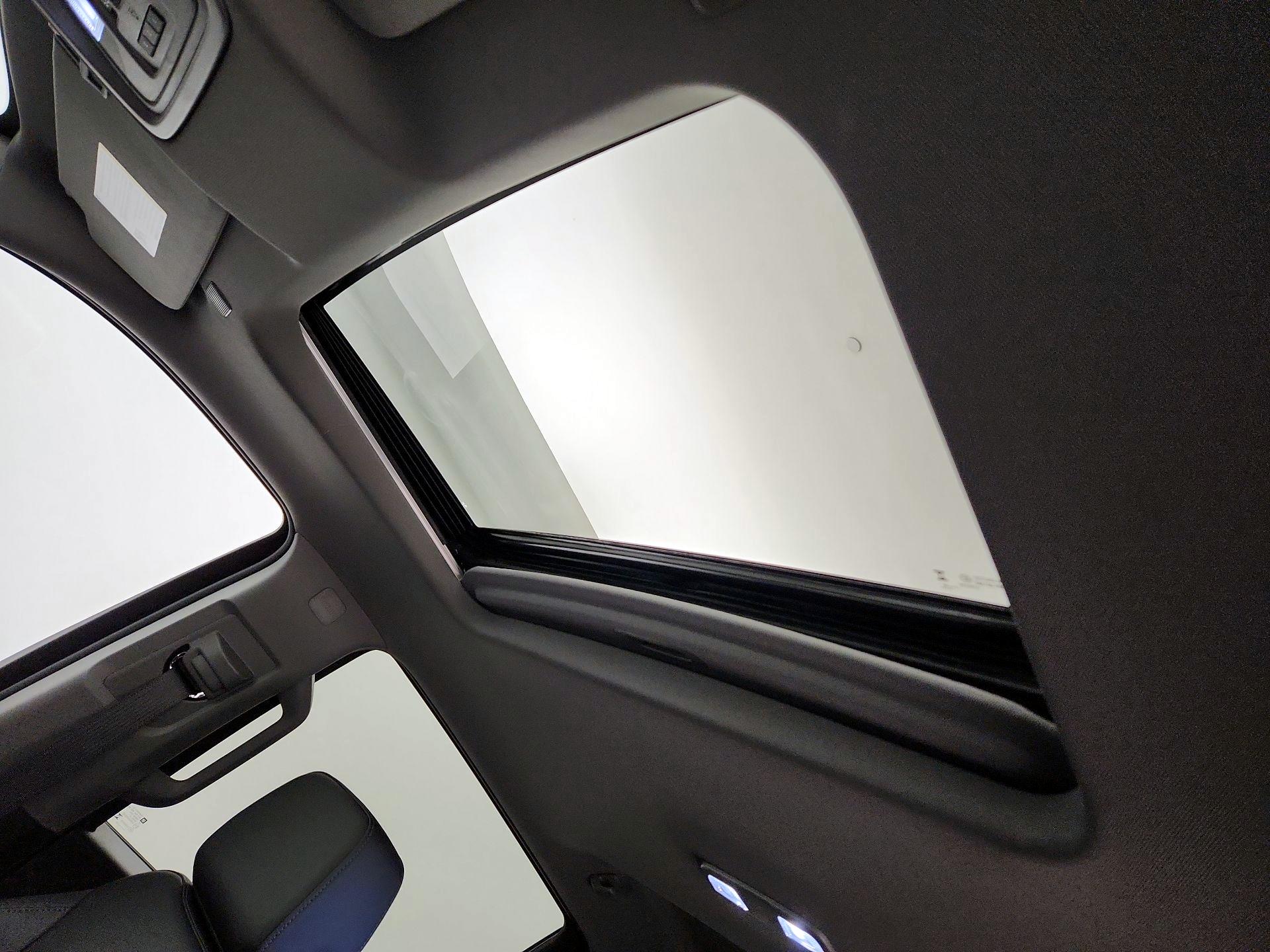 Thumbnail: 2025 Chevrolet Silverado 1500 - 20