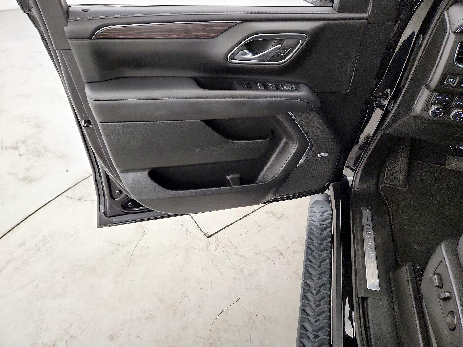 Thumbnail: 2024 Chevrolet Tahoe - 12