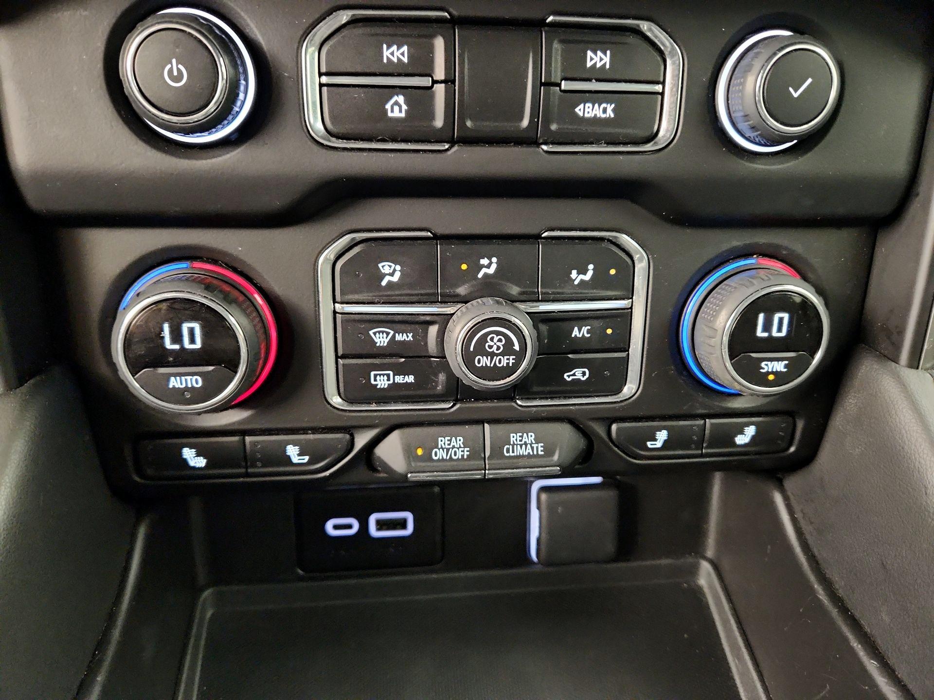 Thumbnail: 2024 Chevrolet Tahoe - 16