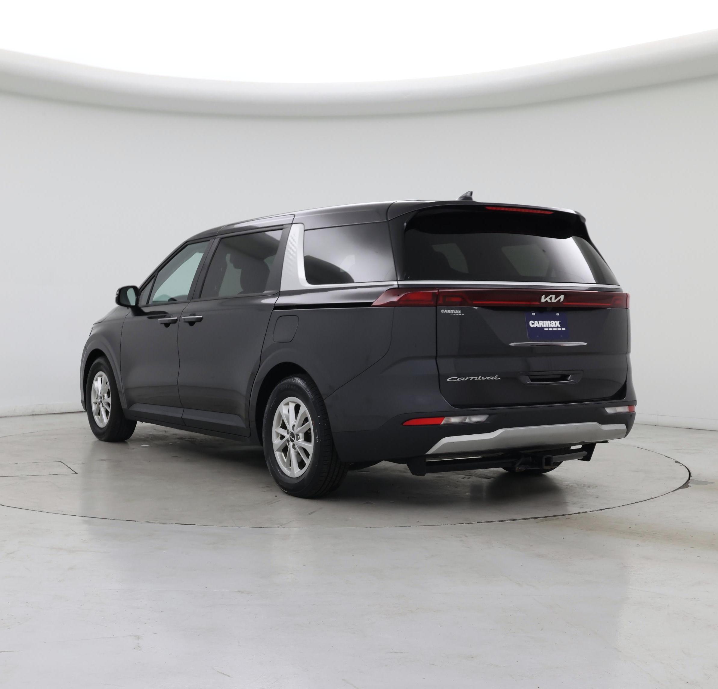 Thumbnail: 2022 Kia Carnival - 2