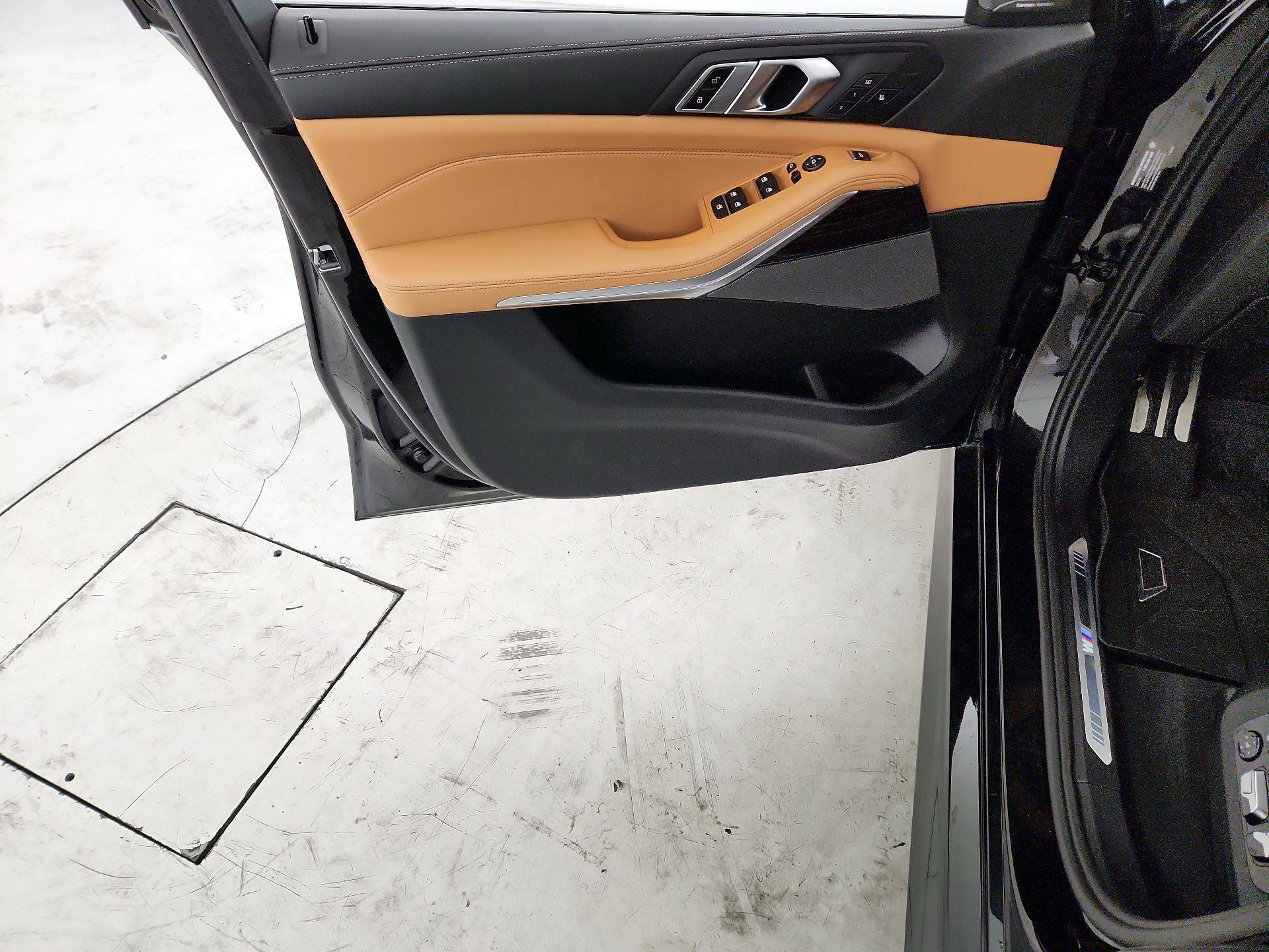 Thumbnail: 2024 BMW X5 - 12