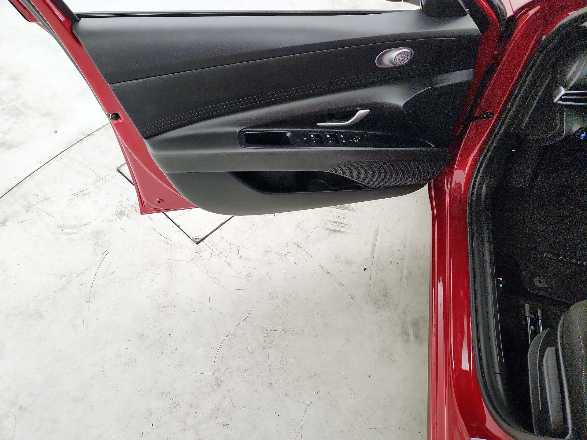 Thumbnail: 2023 Hyundai Elantra - 12