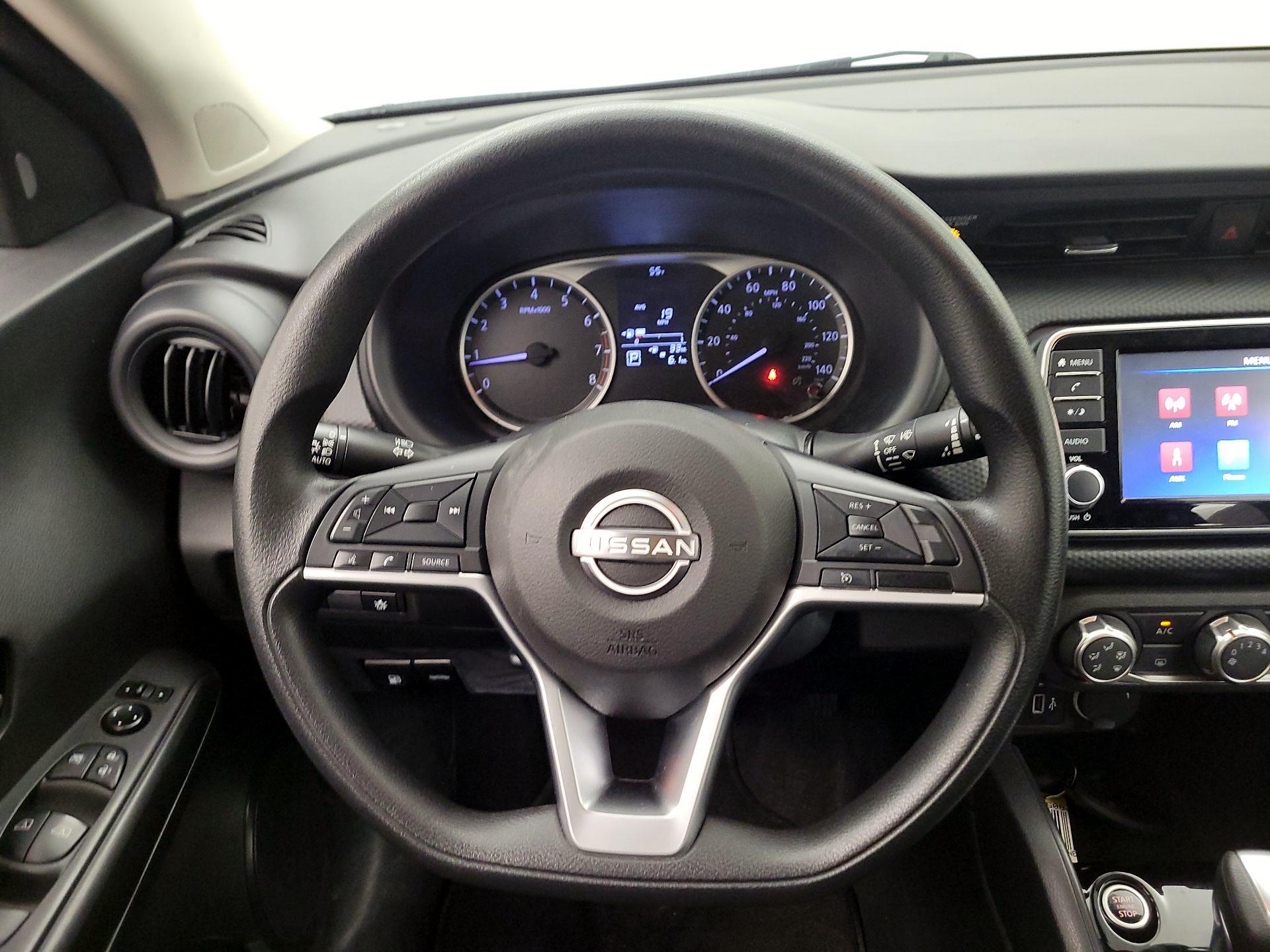 Thumbnail: 2022 Nissan Kicks - 10