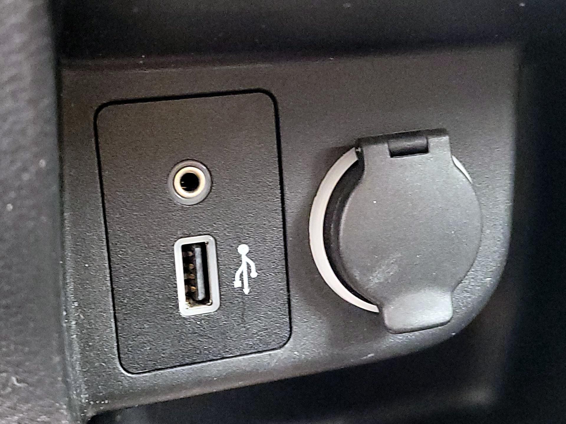 Thumbnail: 2022 Nissan Kicks - 18