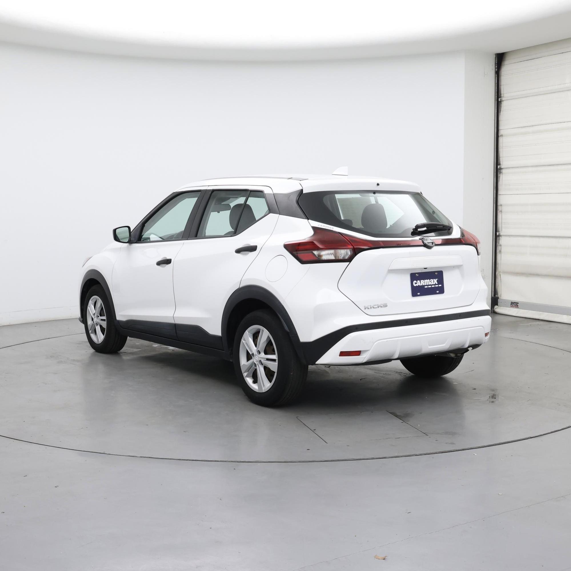 Thumbnail: 2022 Nissan Kicks - 2