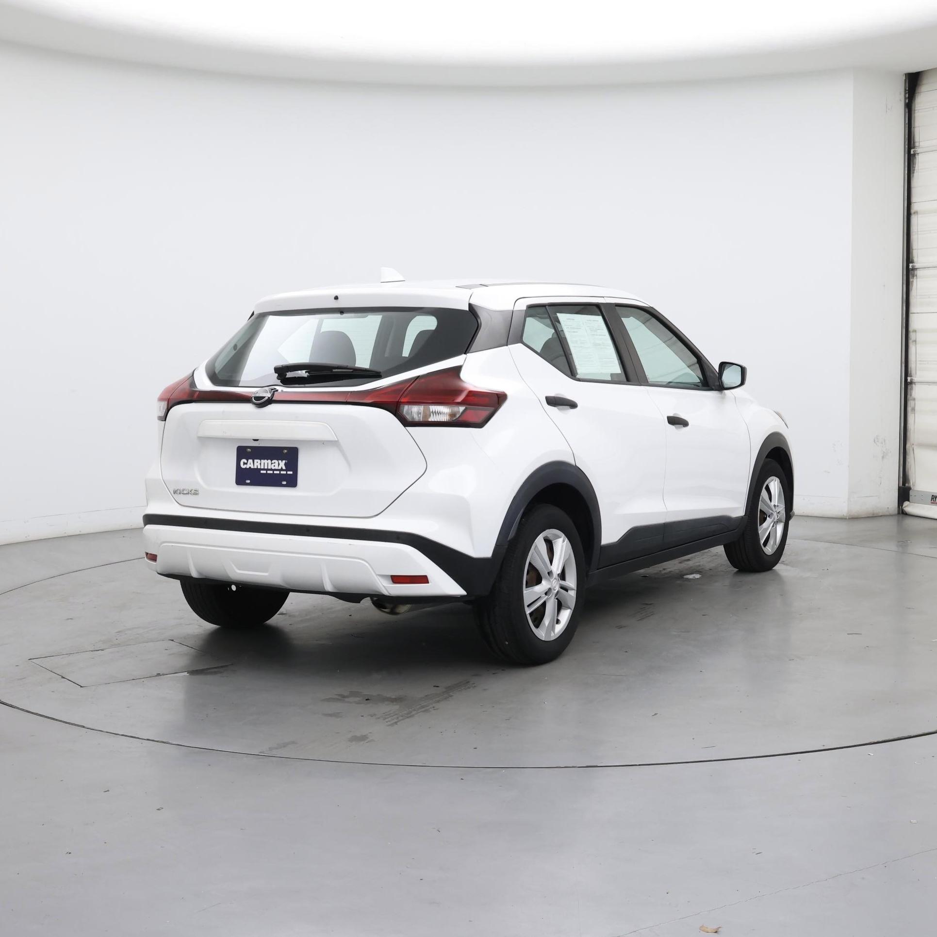 Thumbnail: 2022 Nissan Kicks - 8