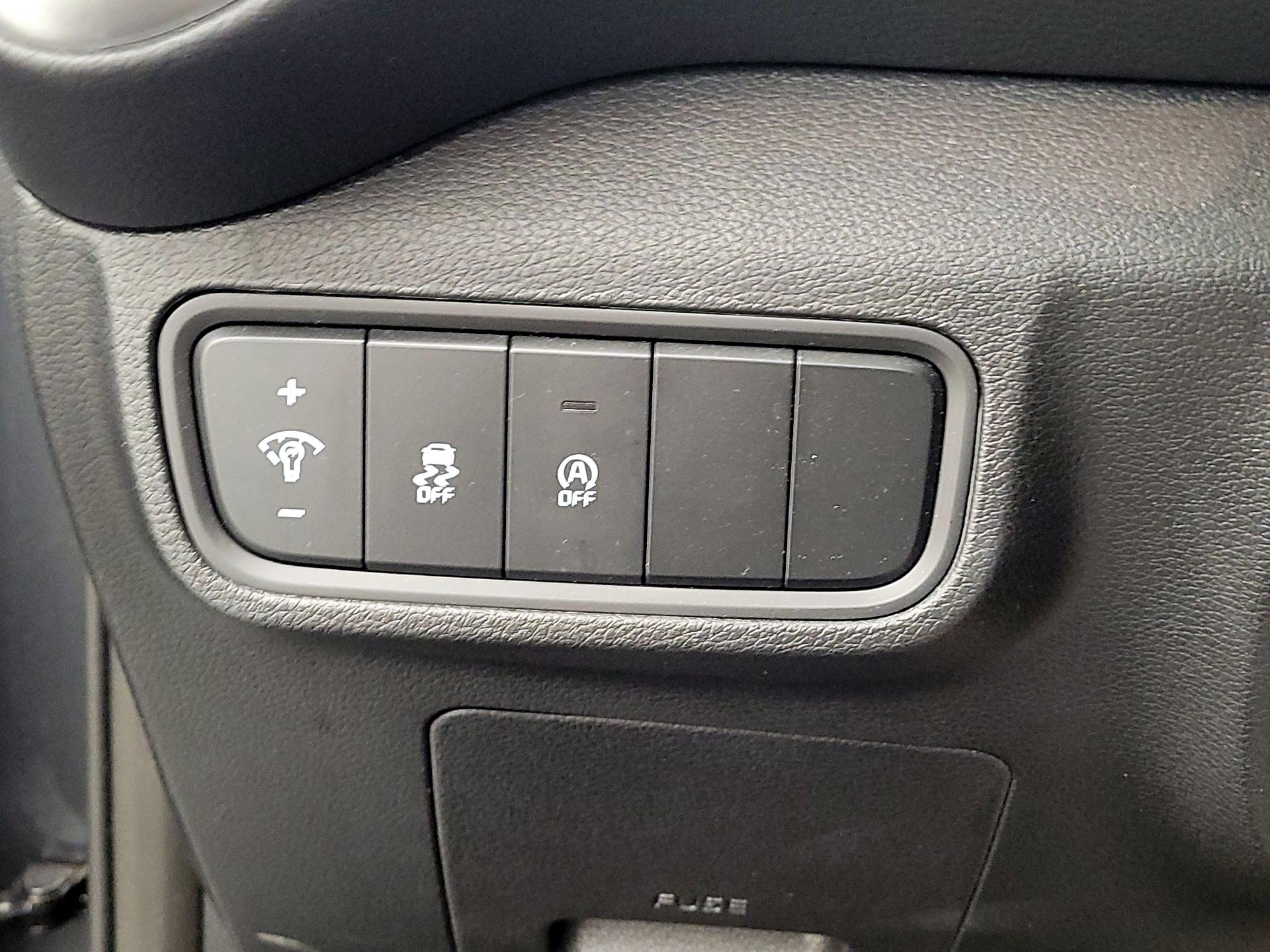 Thumbnail: 2023 Kia Soul - 13