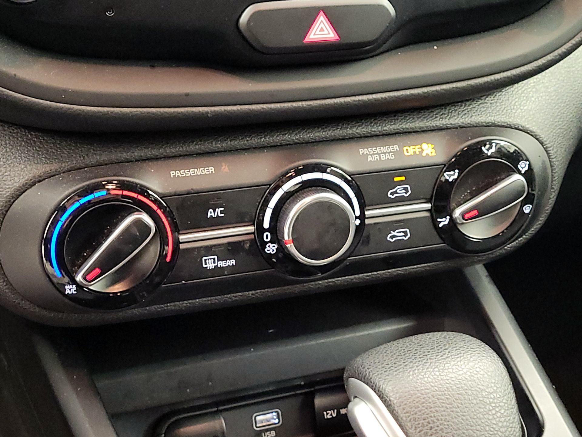 Thumbnail: 2023 Kia Soul - 16