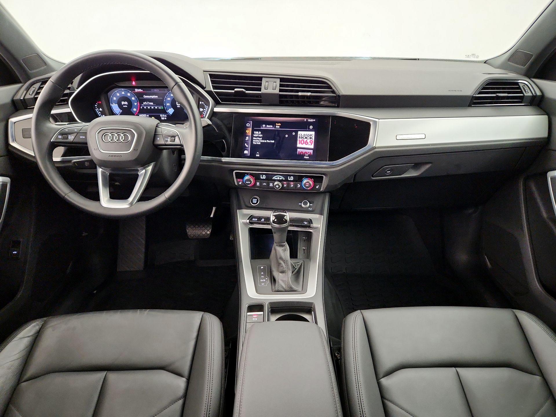 Thumbnail: 2021 Audi Q3 - 9