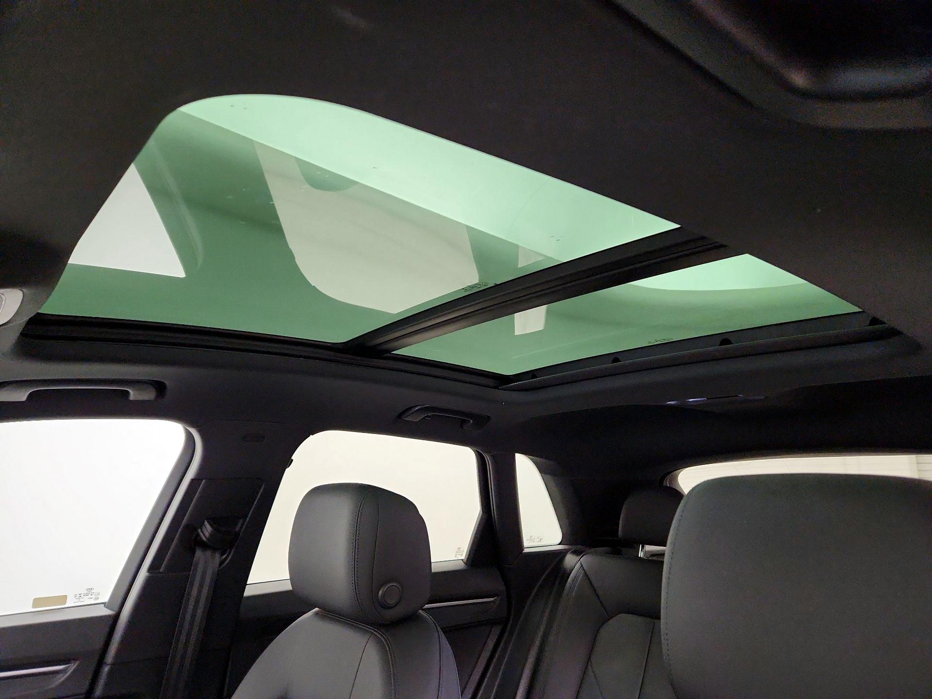 Thumbnail: 2021 Audi Q3 - 19