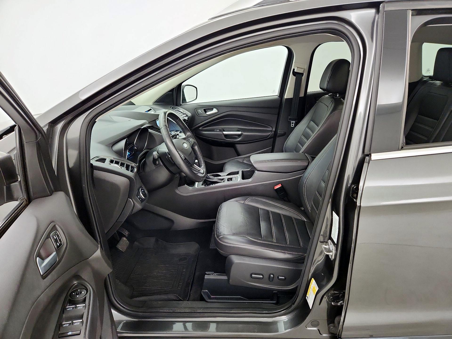 Thumbnail: 2017 Ford Escape - 11