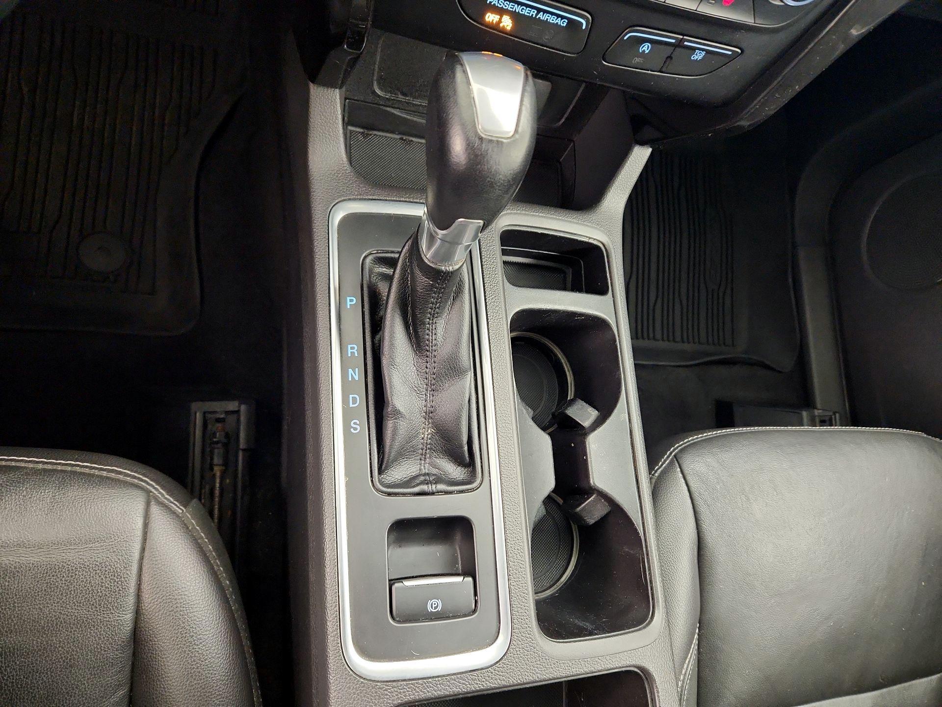 Thumbnail: 2017 Ford Escape - 18