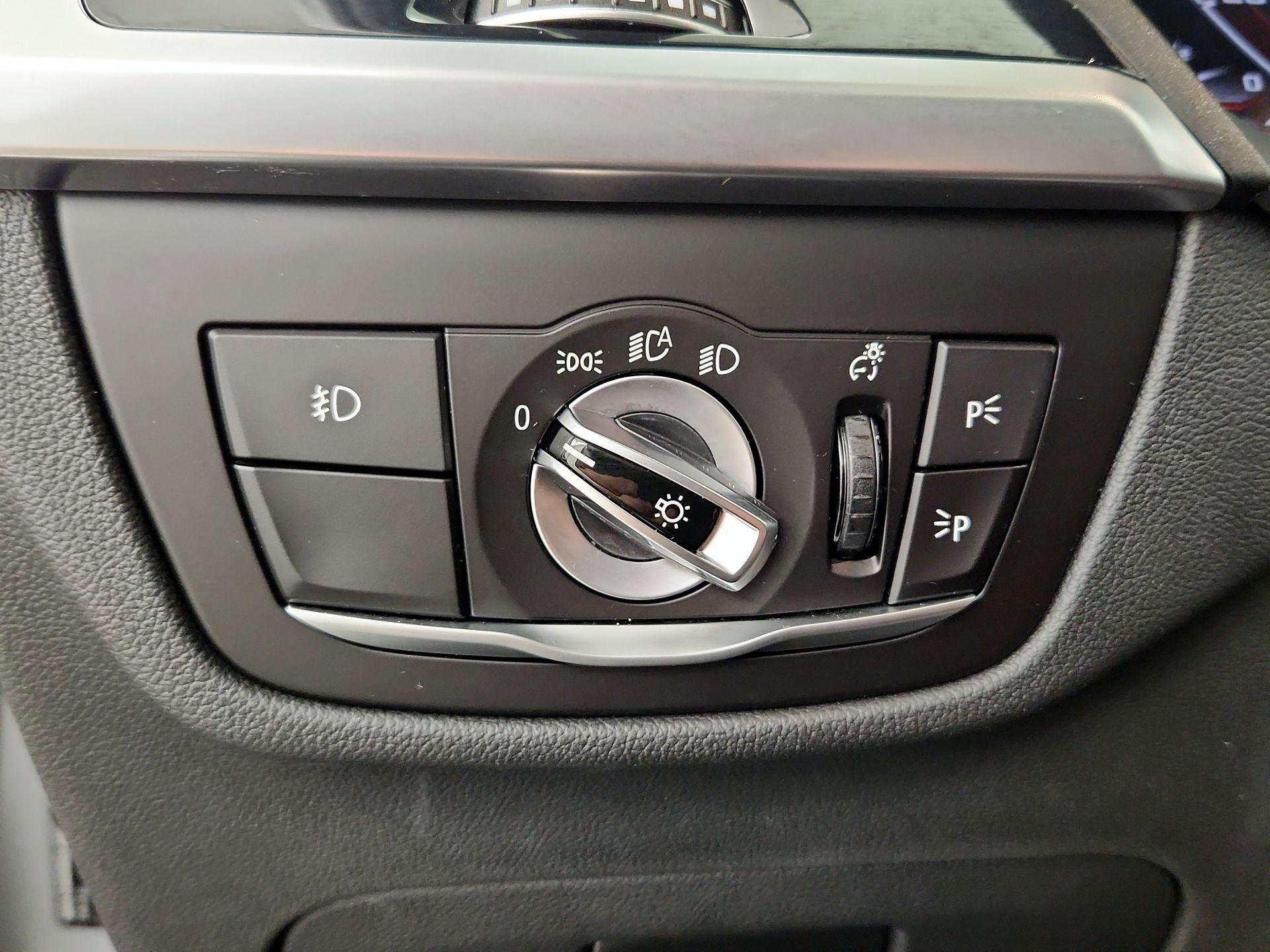 Thumbnail: 2021 BMW X3 - 13