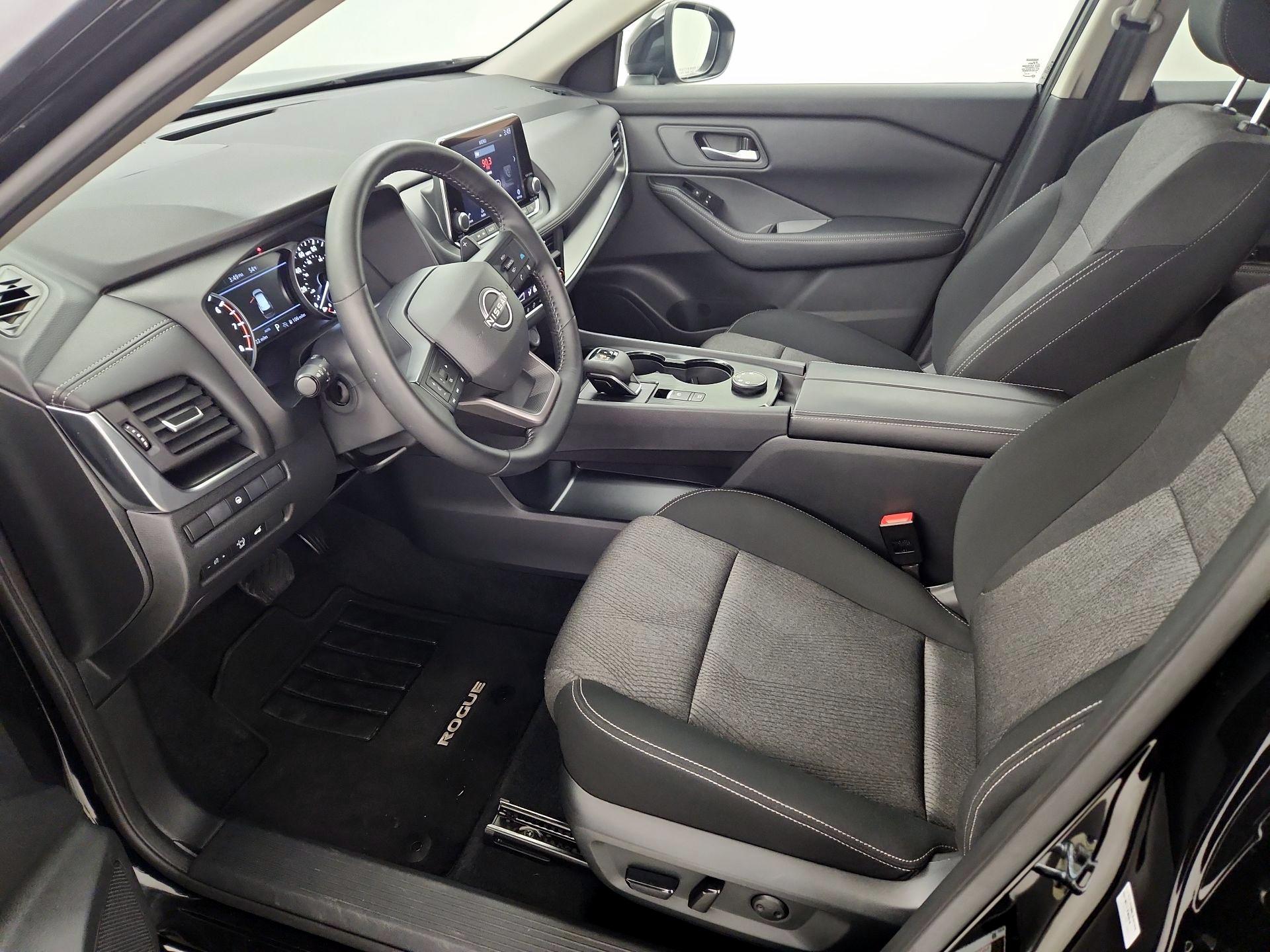 Thumbnail: 2025 Nissan Rogue - 11