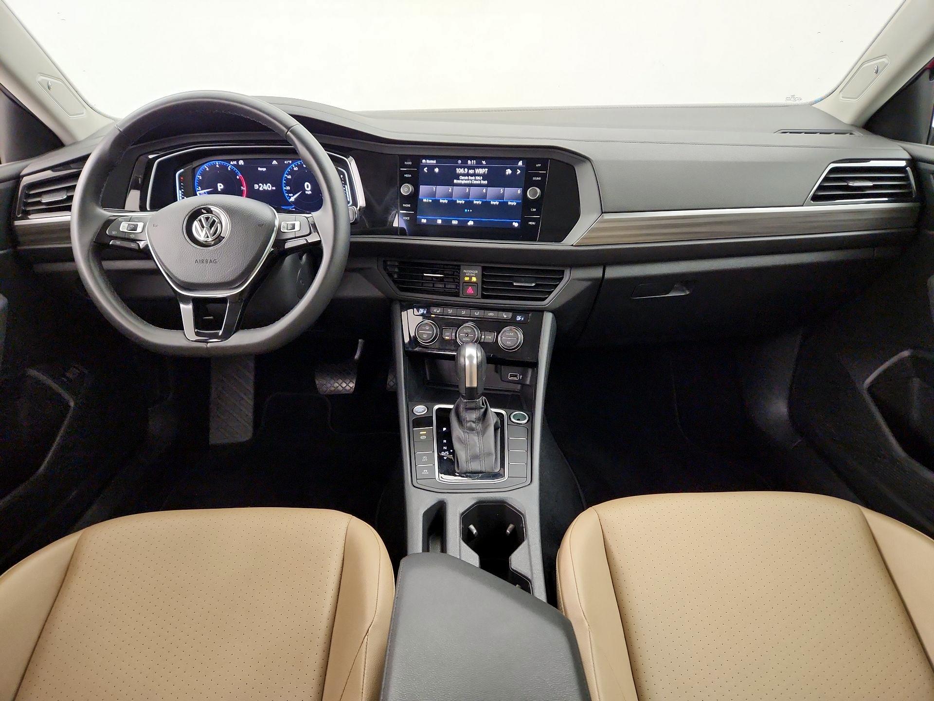 Thumbnail: 2020 Volkswagen Jetta - 9