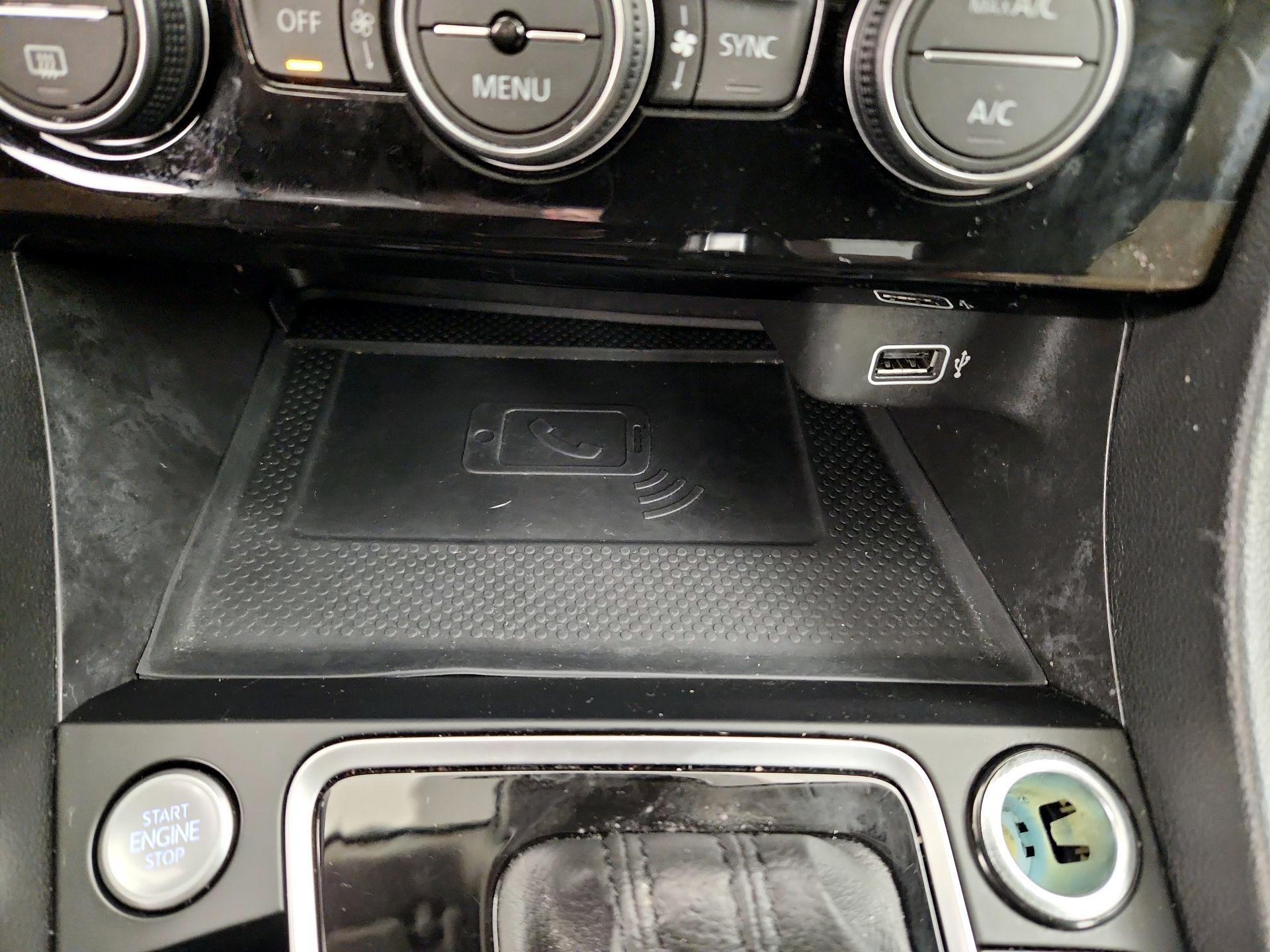 Thumbnail: 2020 Volkswagen Jetta - 18