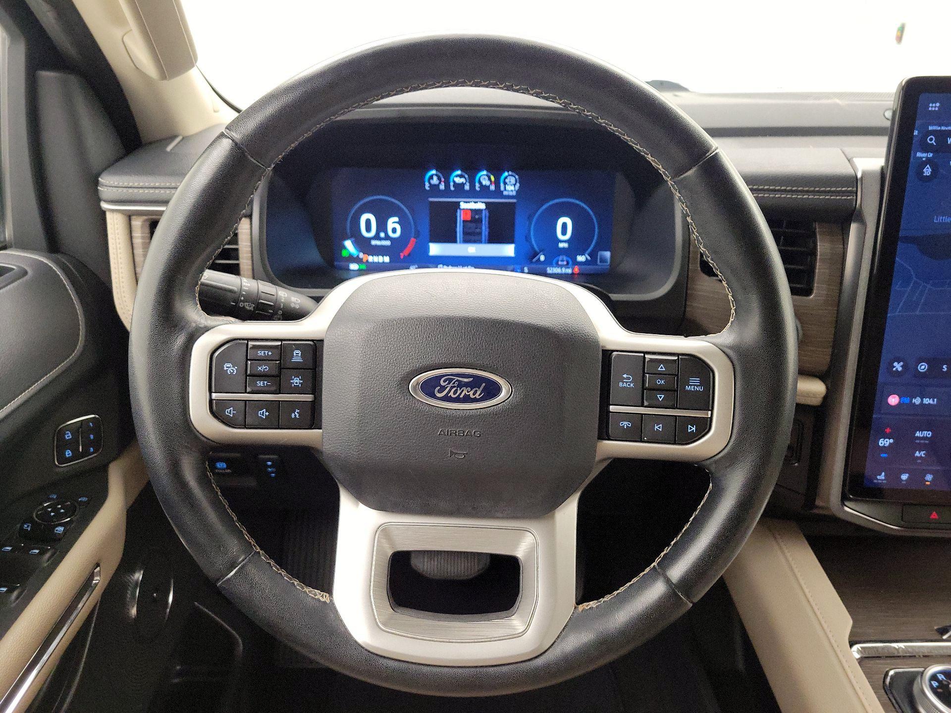 Thumbnail: 2023 Ford Expedition - 10