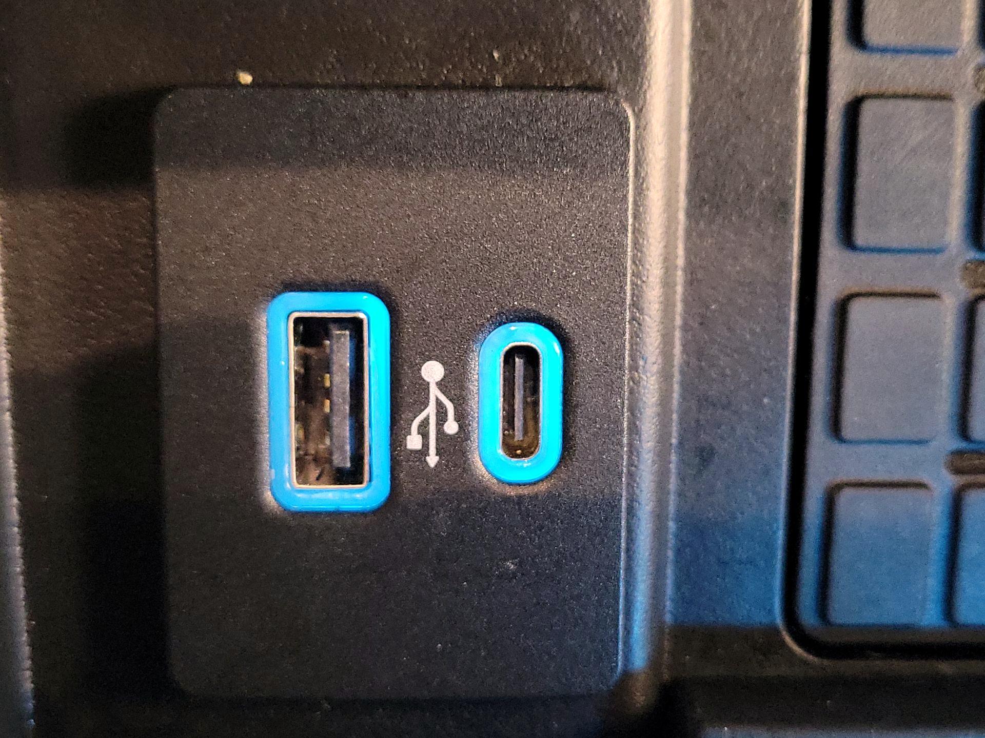 Thumbnail: 2023 Ford Expedition - 19