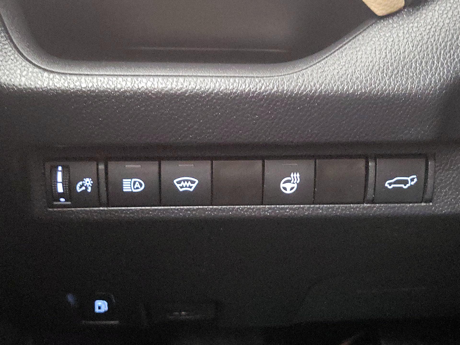 Thumbnail: 2023 Toyota RAV4 - 13