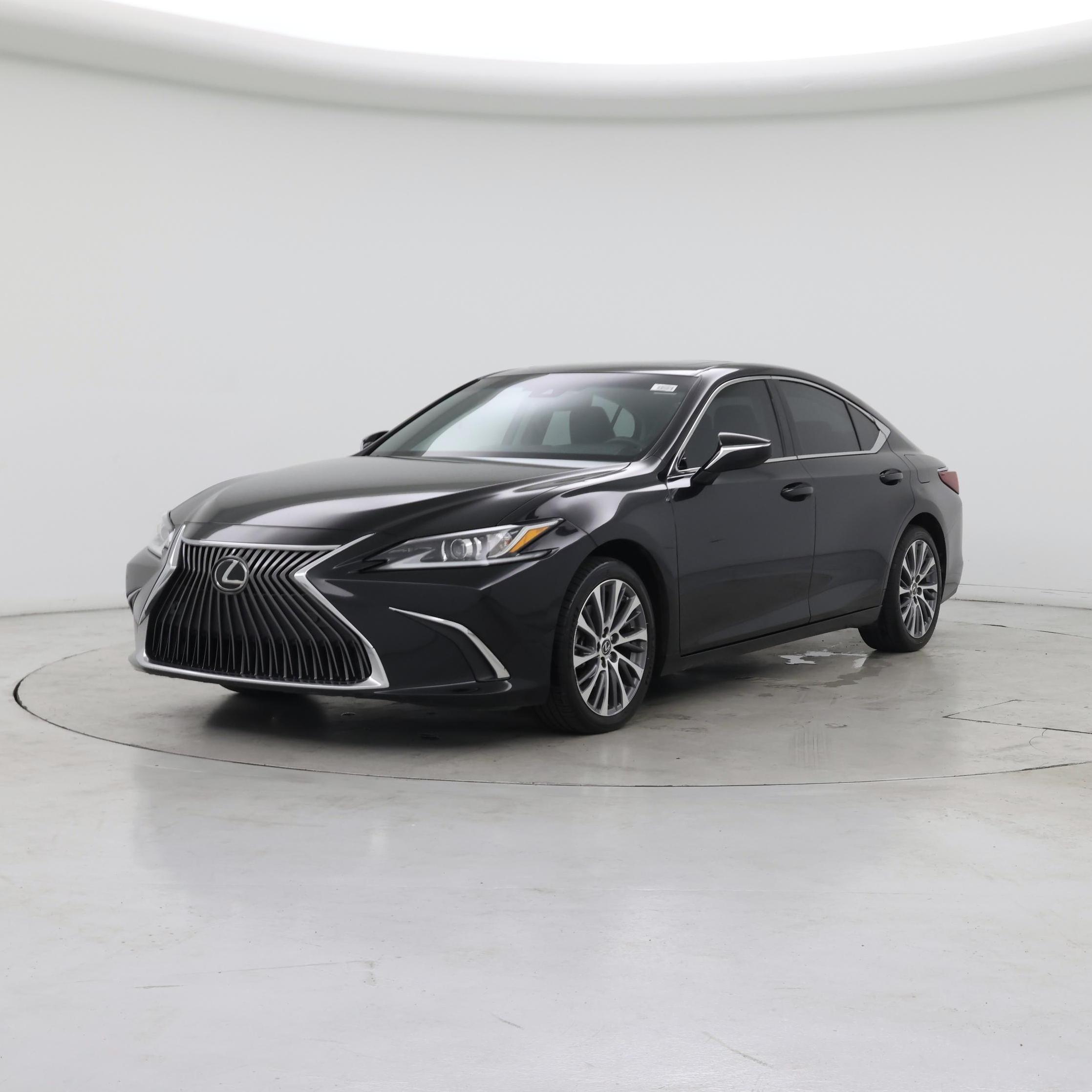 Thumbnail: 2019 Lexus ES - 4