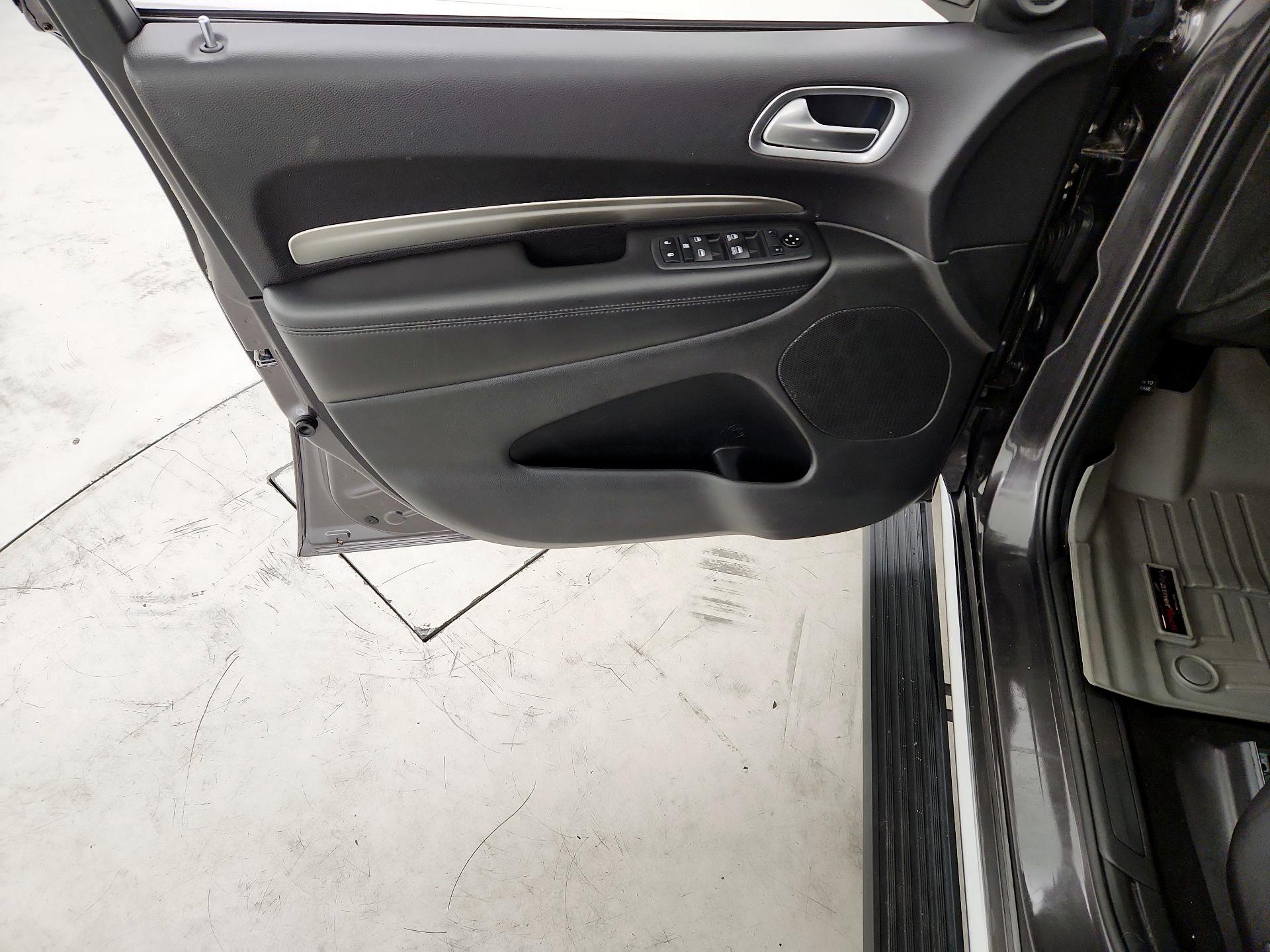 Thumbnail: 2019 Dodge Durango - 12