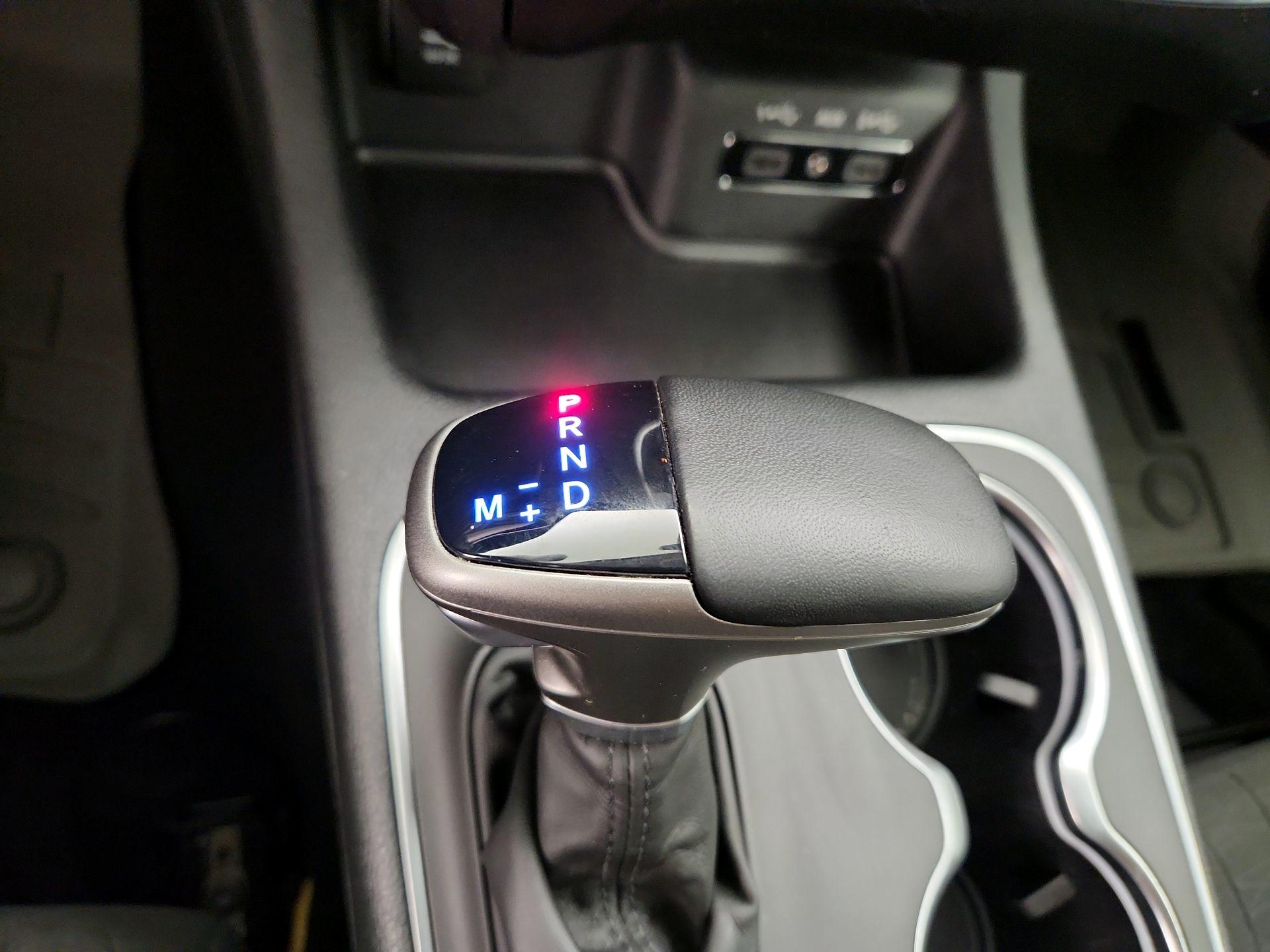 Thumbnail: 2019 Dodge Durango - 17