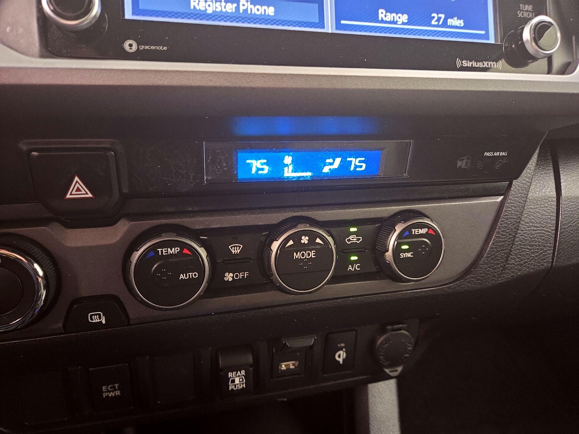 Thumbnail: 2023 Toyota Tacoma - 16