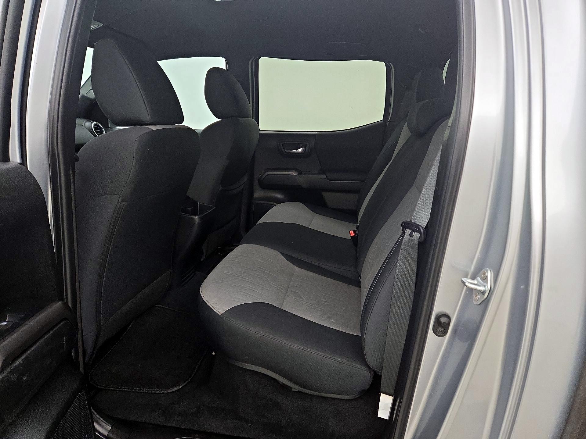 Thumbnail: 2023 Toyota Tacoma - 19