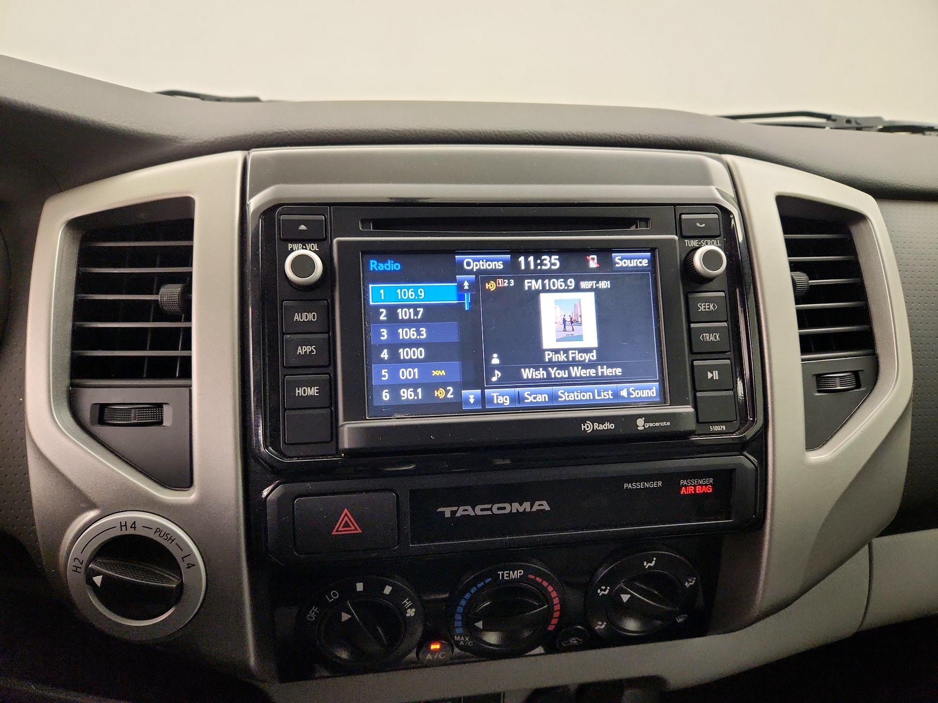 Thumbnail: 2015 Toyota Tacoma - 15