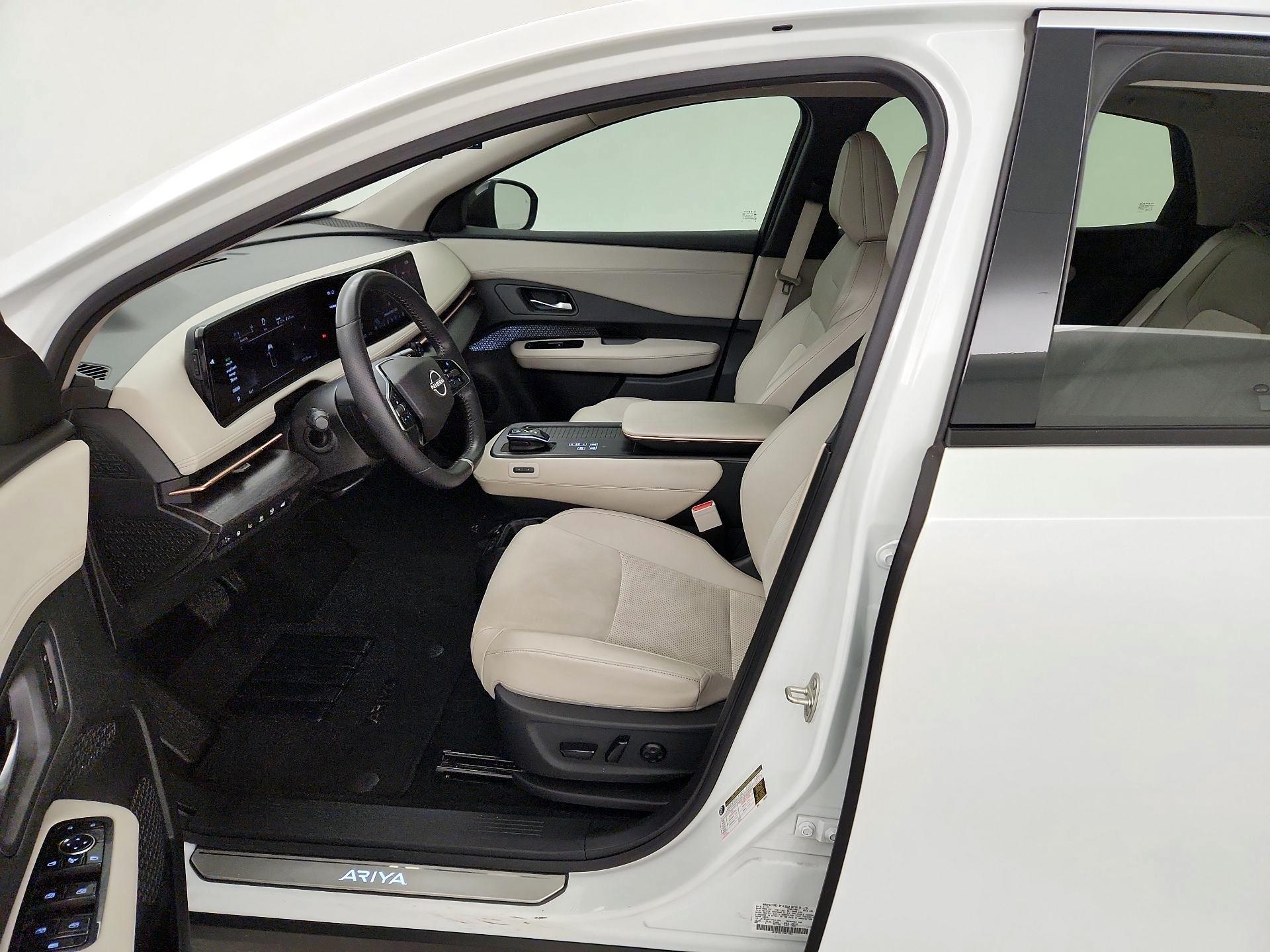 Thumbnail: 2023 Nissan Ariya - 11