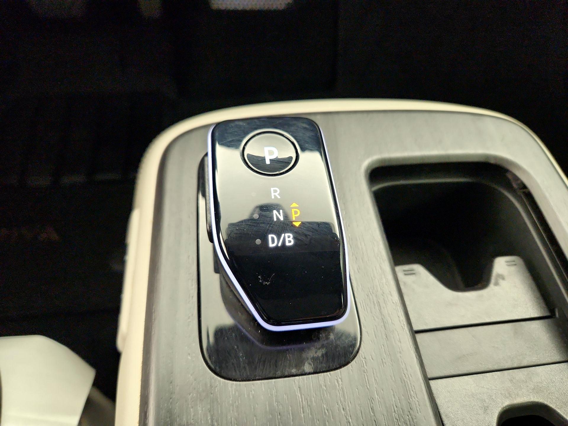 Thumbnail: 2023 Nissan Ariya - 18