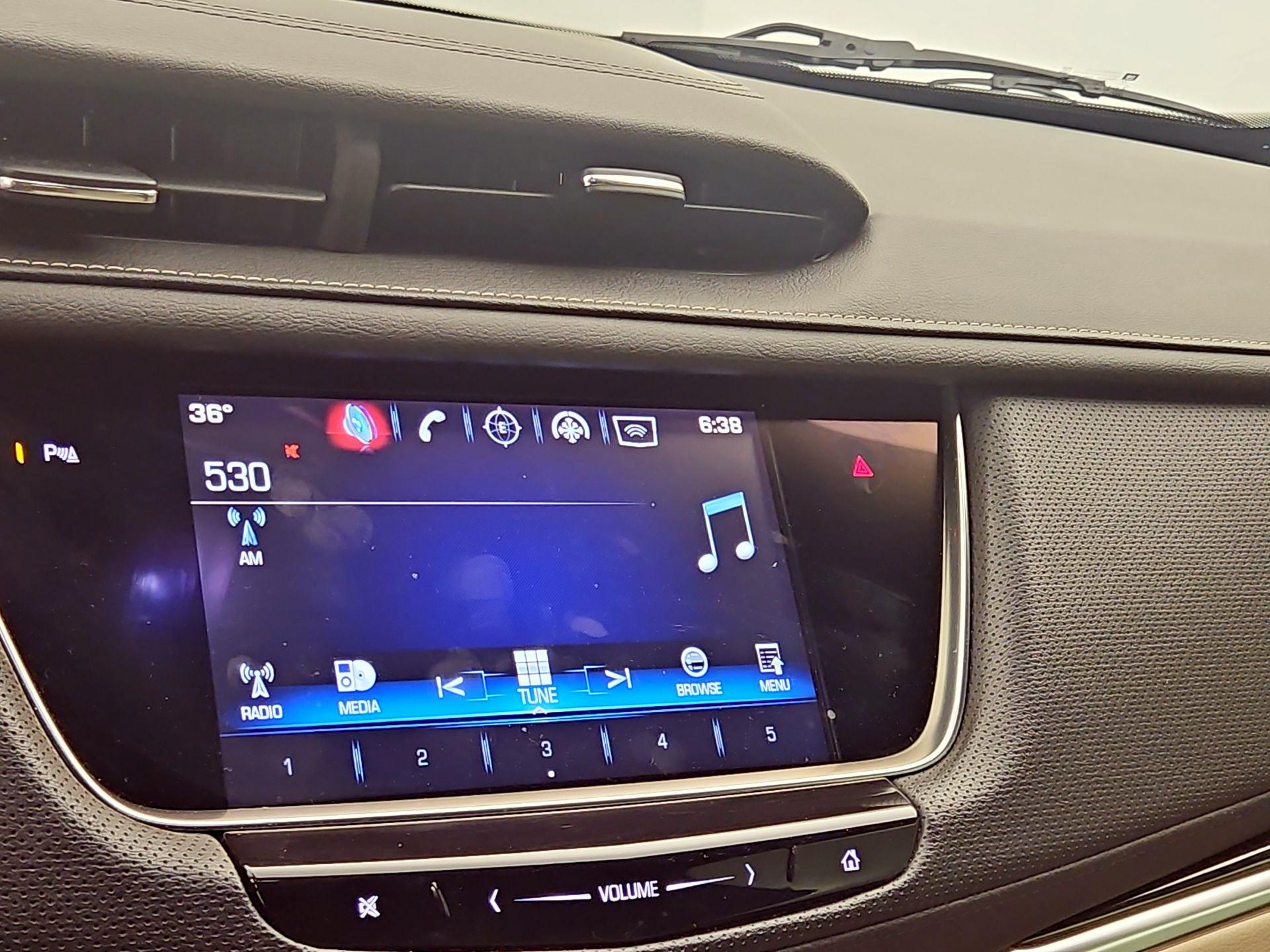 Thumbnail: 2017 Cadillac XT5 - 15