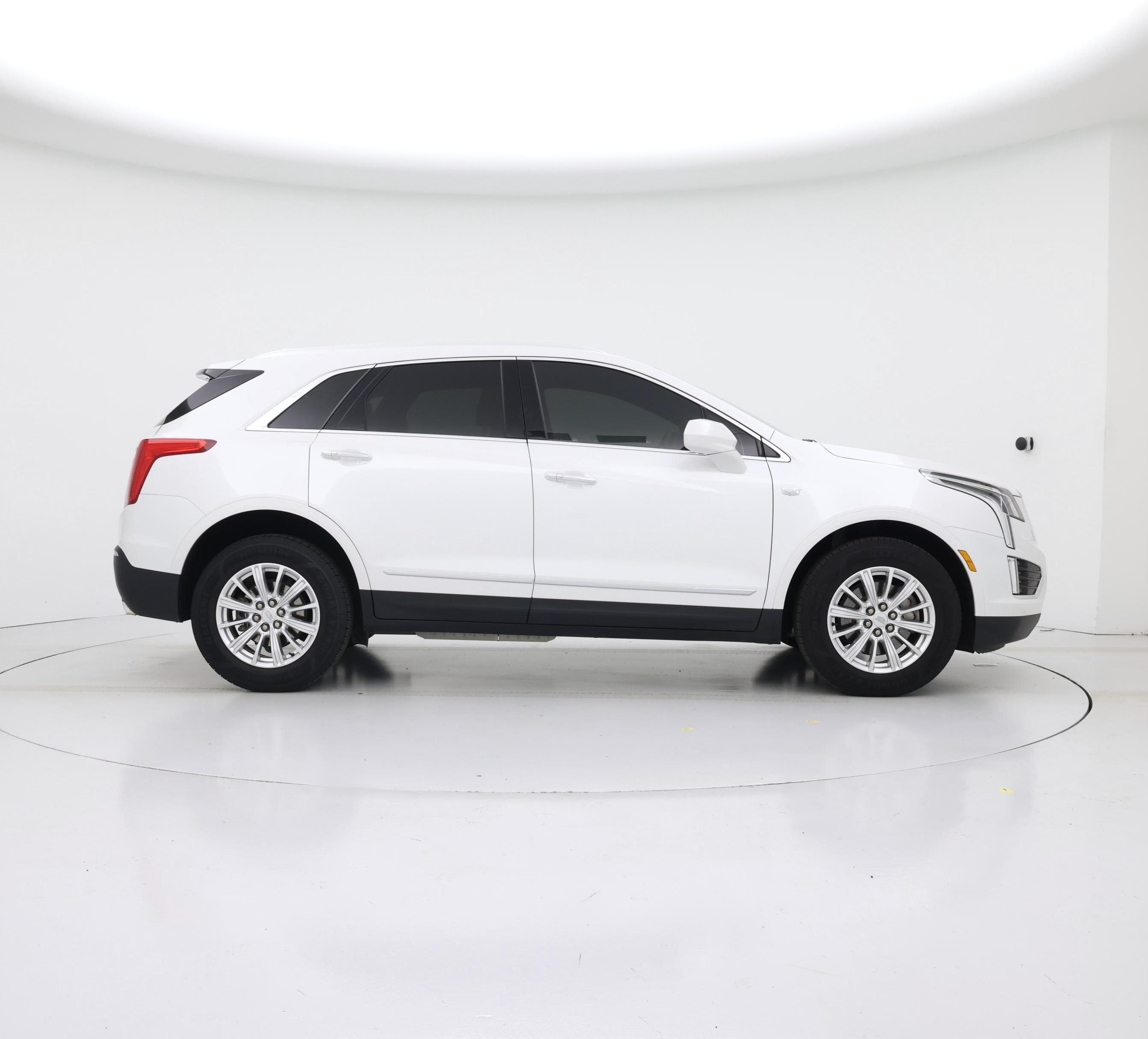 Thumbnail: 2017 Cadillac XT5 - 7