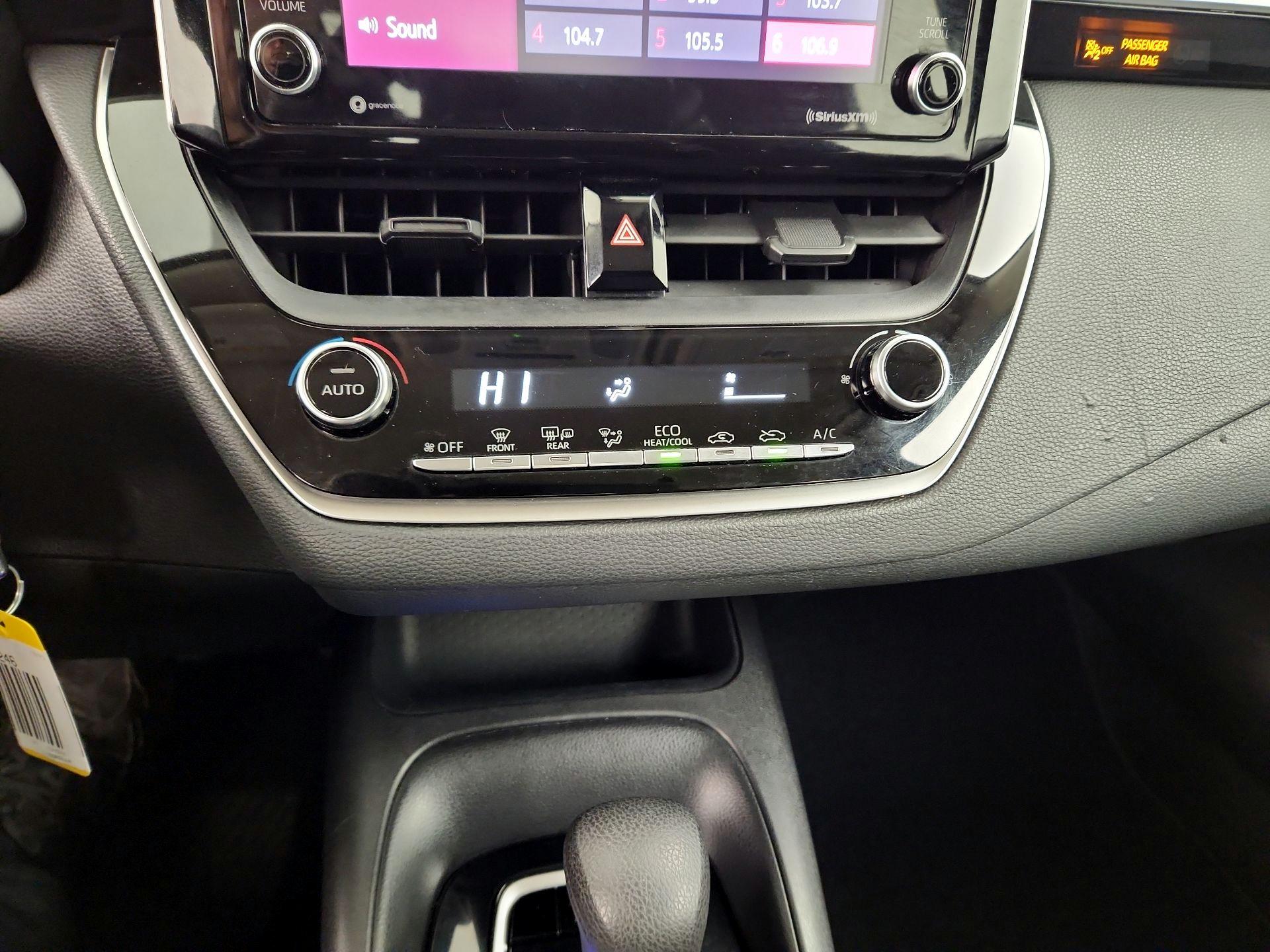 Thumbnail: 2021 Toyota Corolla - 16