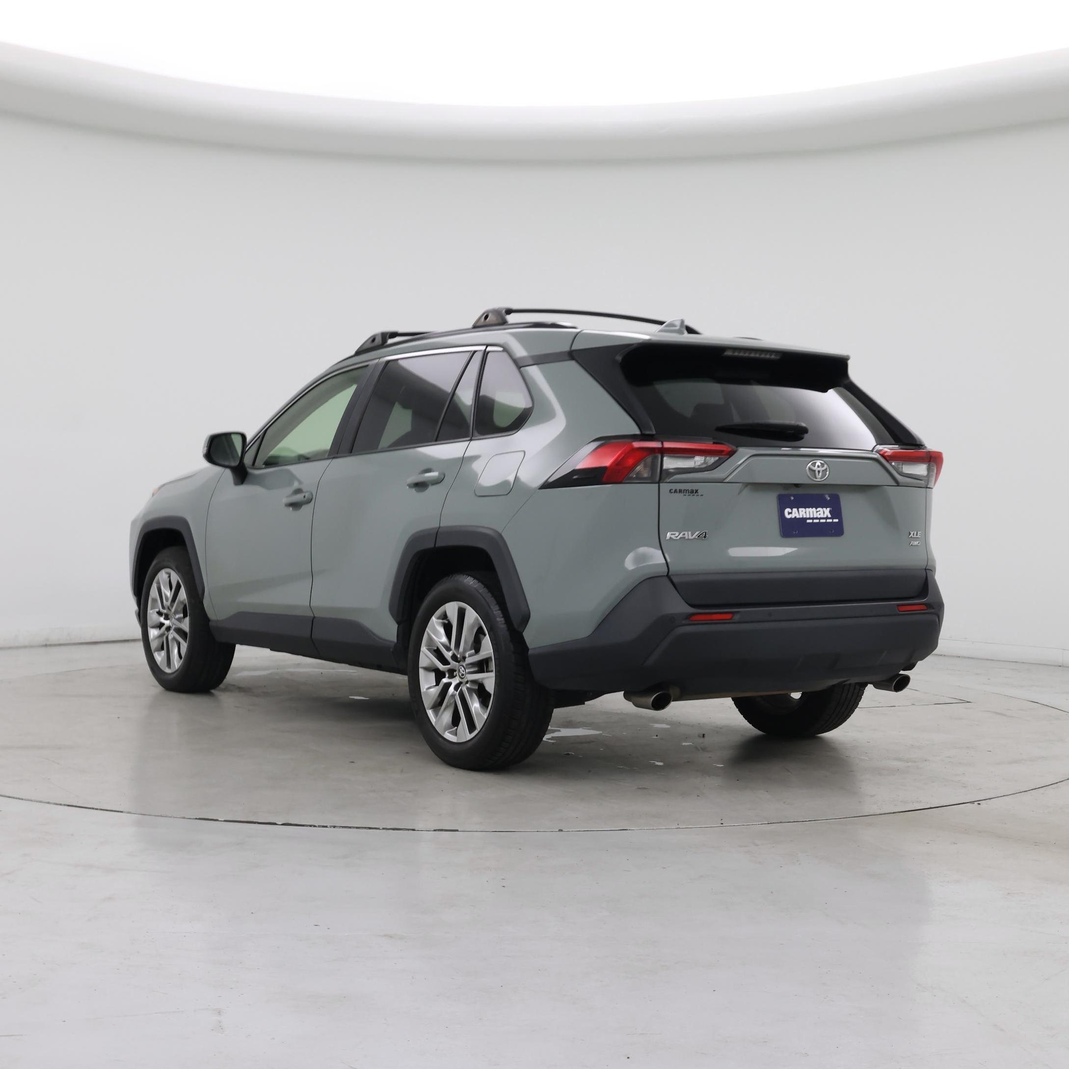 Thumbnail: 2021 Toyota RAV4 - 2