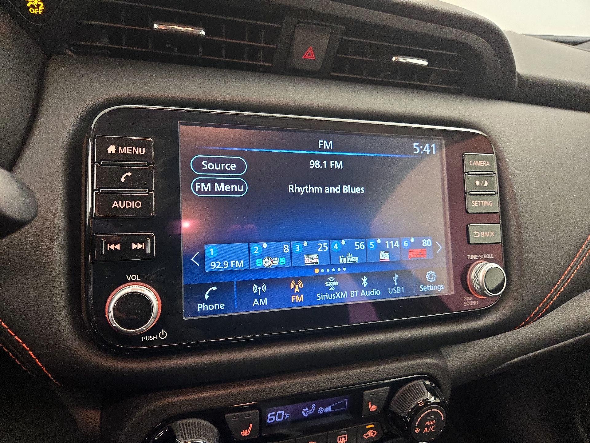 Thumbnail: 2023 Nissan Kicks - 15