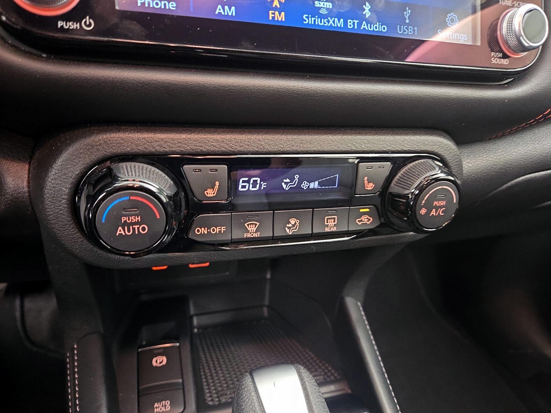 Thumbnail: 2023 Nissan Kicks - 16