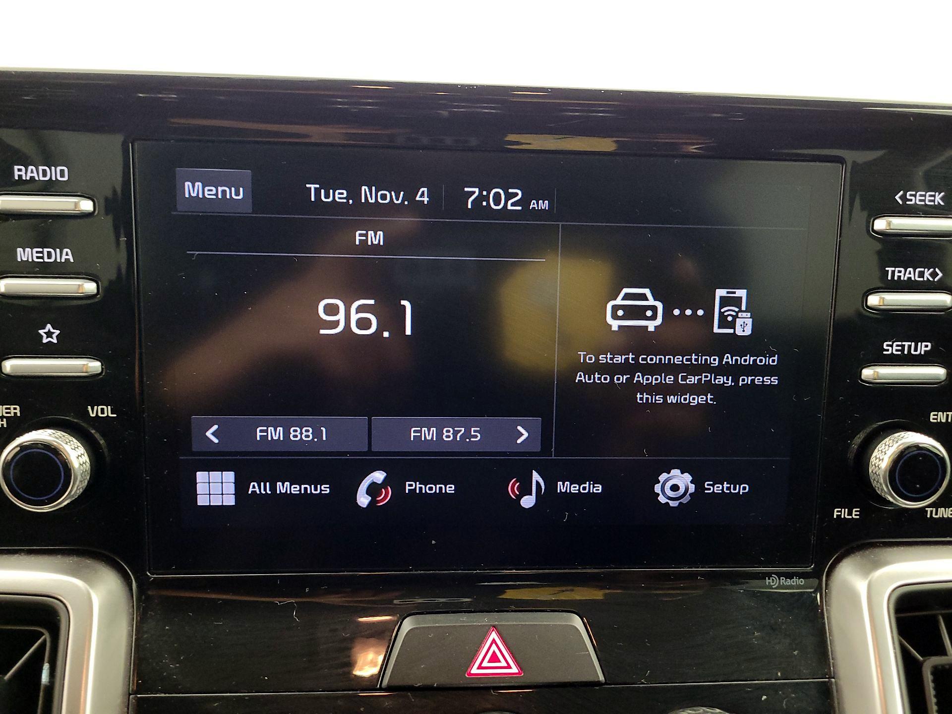 Thumbnail: 2023 Kia Sorento - 13