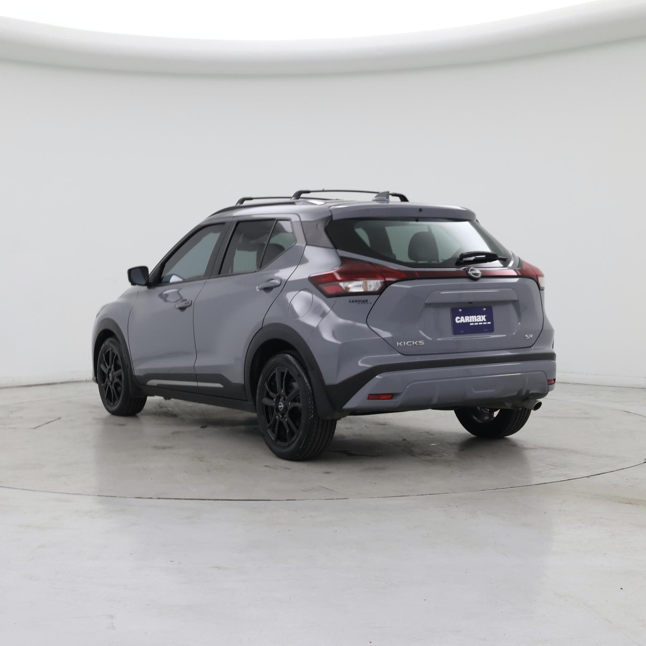 Thumbnail: 2023 Nissan Kicks - 2