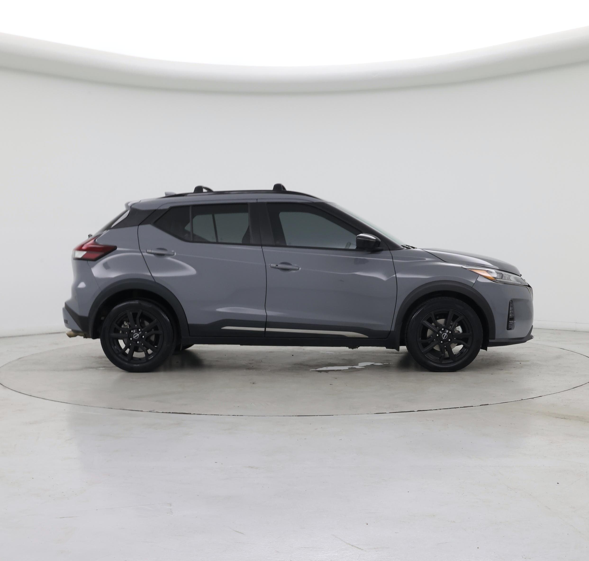 Thumbnail: 2023 Nissan Kicks - 7