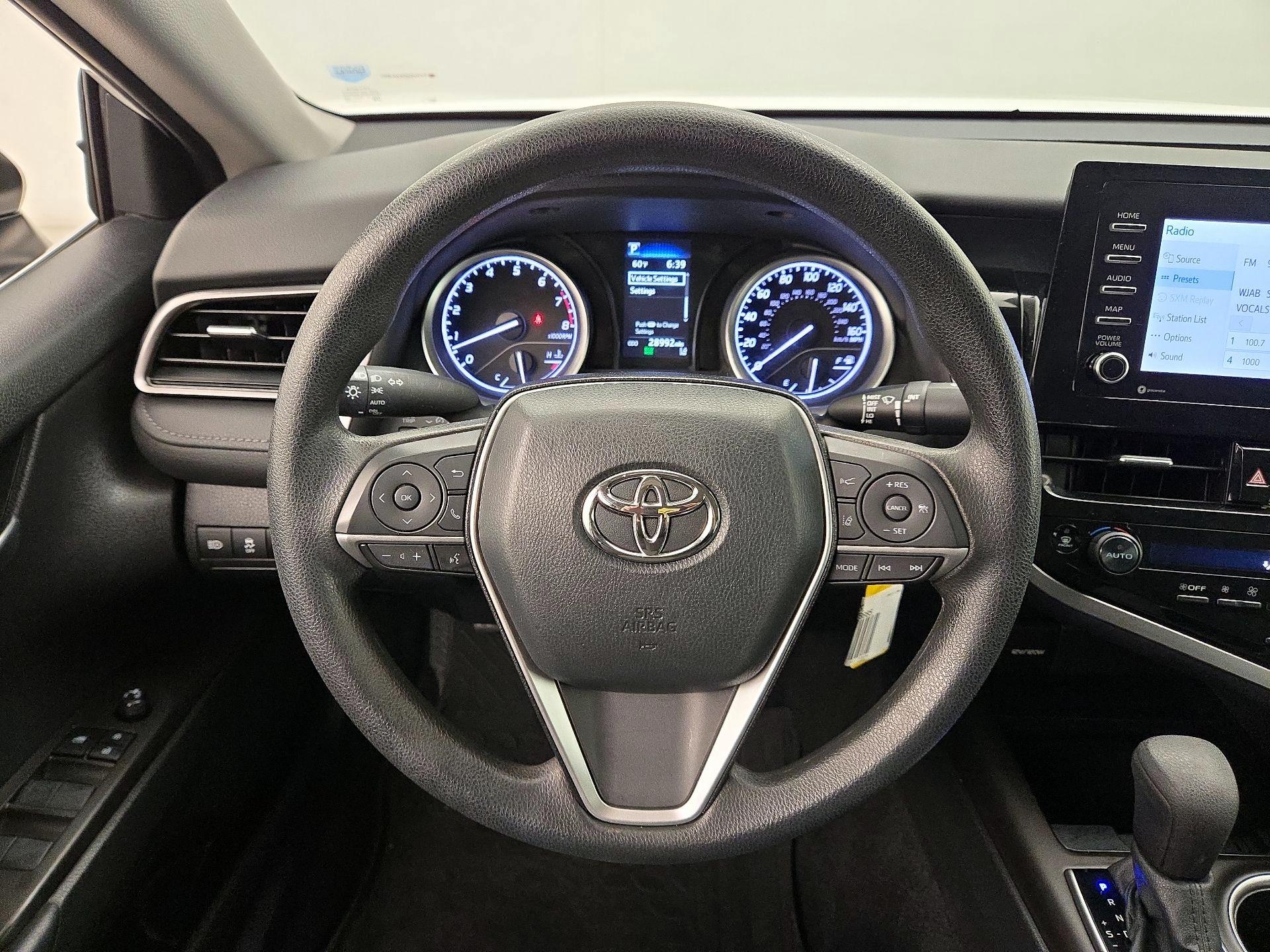 Thumbnail: 2022 Toyota Camry - 10