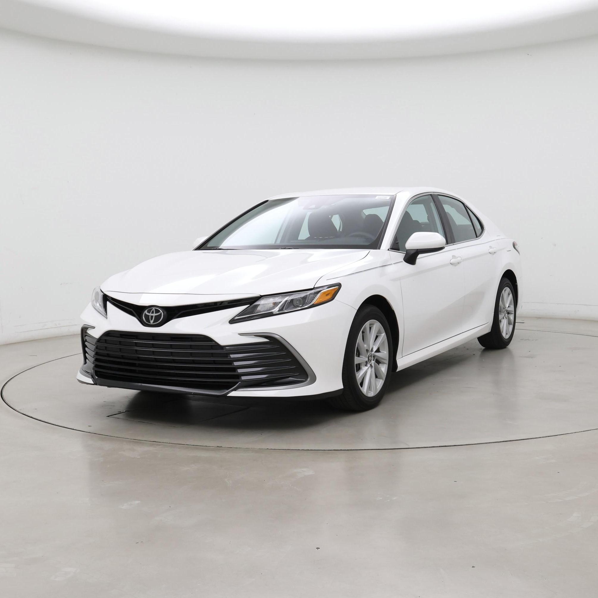 Thumbnail: 2022 Toyota Camry - 4