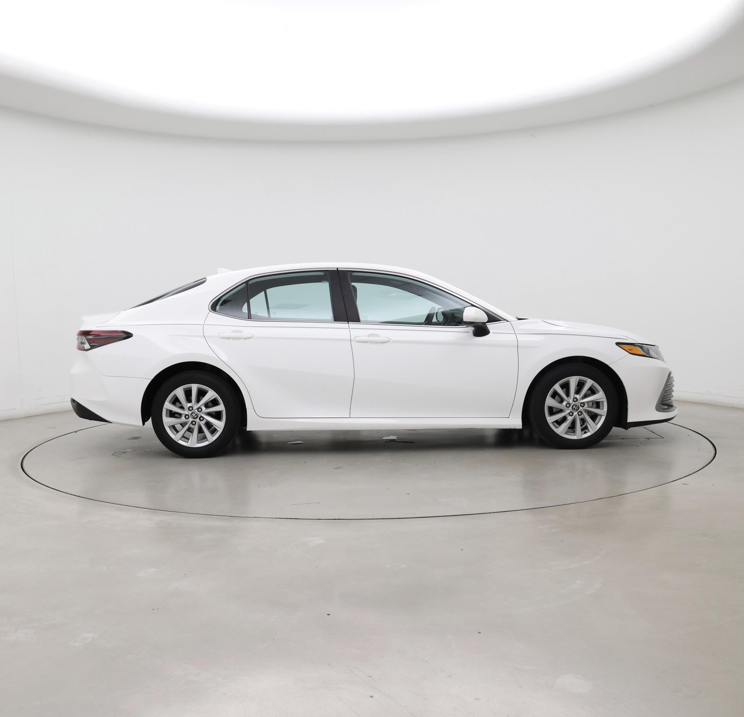 Thumbnail: 2022 Toyota Camry - 7