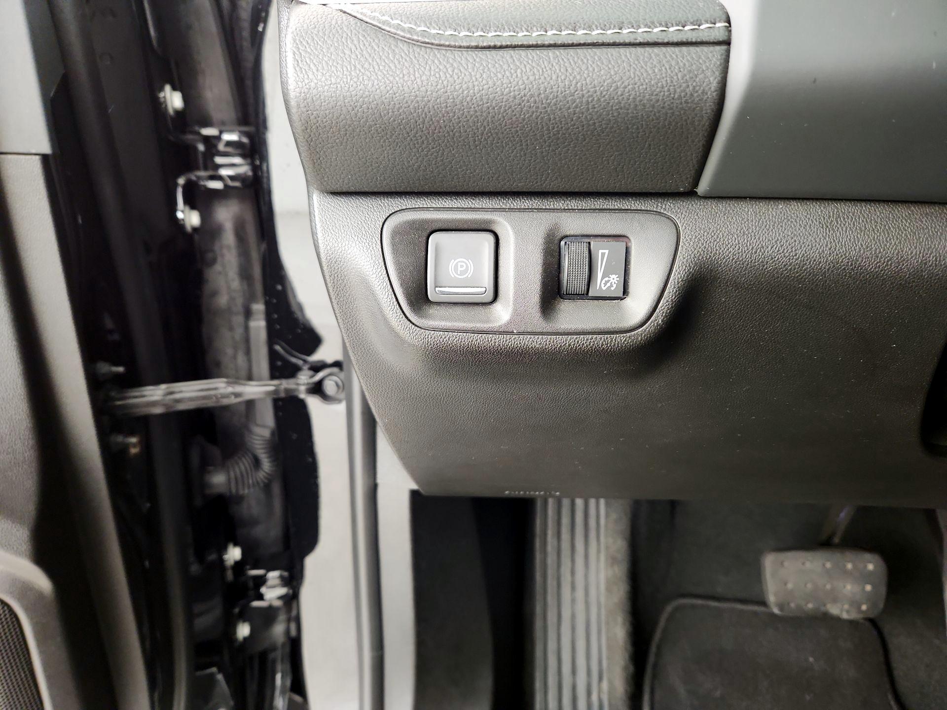 Thumbnail: 2023 GMC Acadia - 13