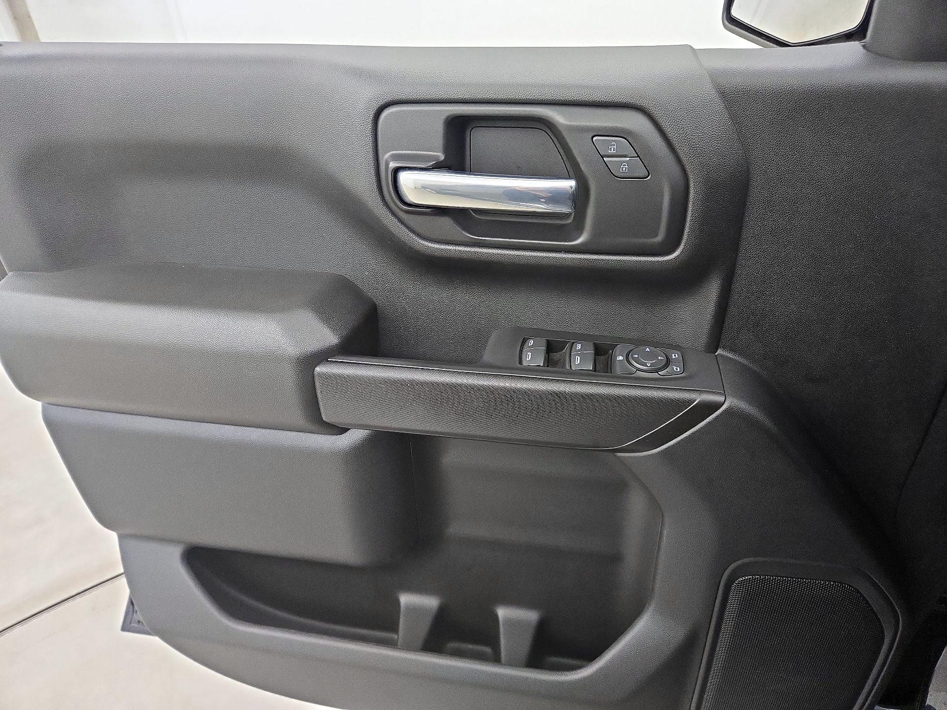 Thumbnail: 2022 Chevrolet Silverado 1500 - 12