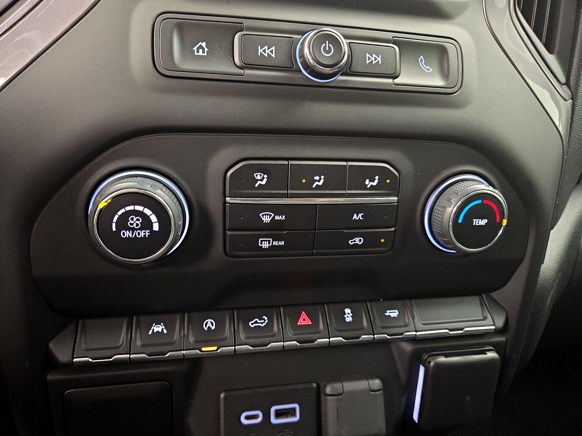 Thumbnail: 2022 Chevrolet Silverado 1500 - 16