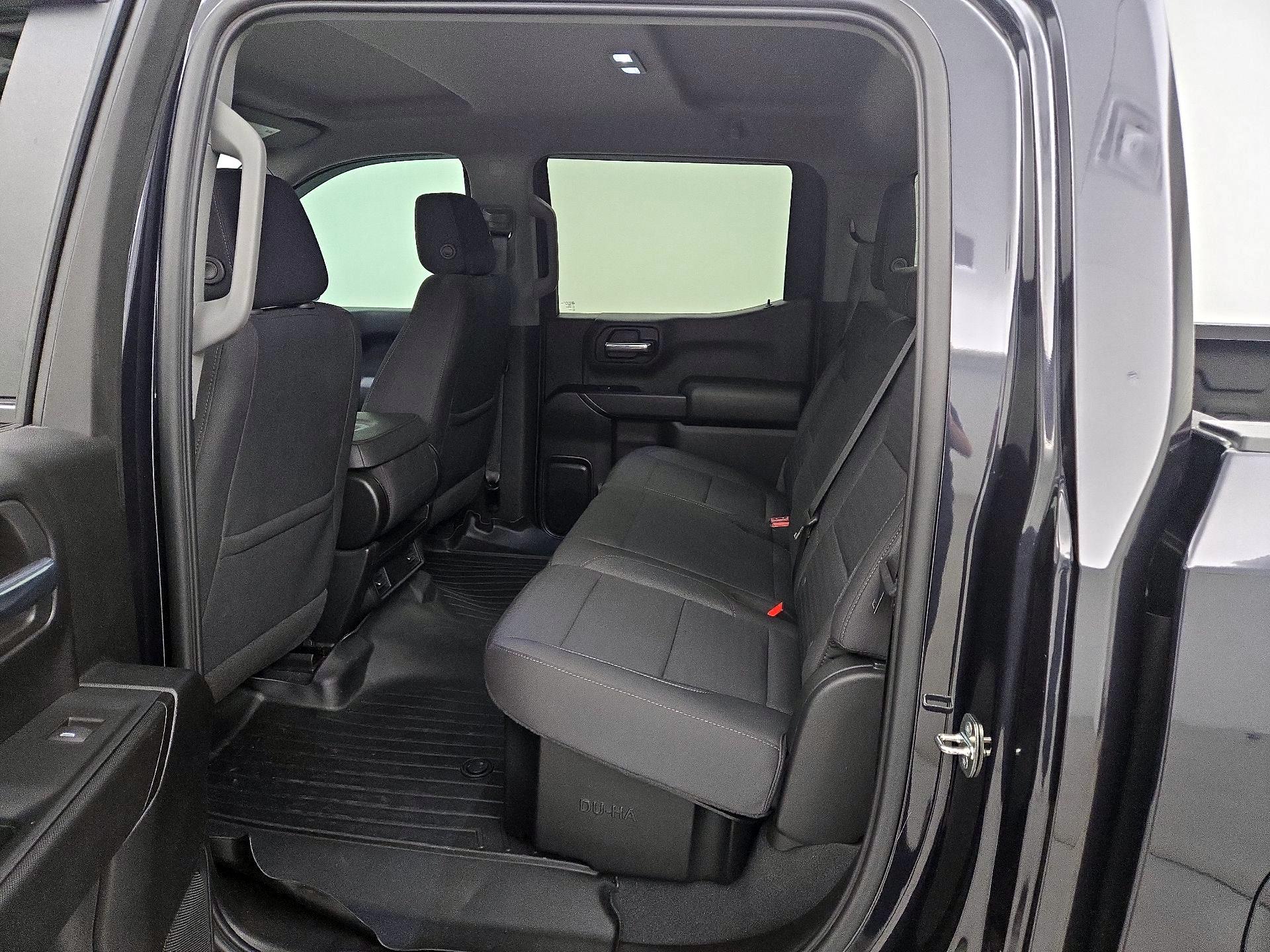 Thumbnail: 2022 Chevrolet Silverado 1500 - 19