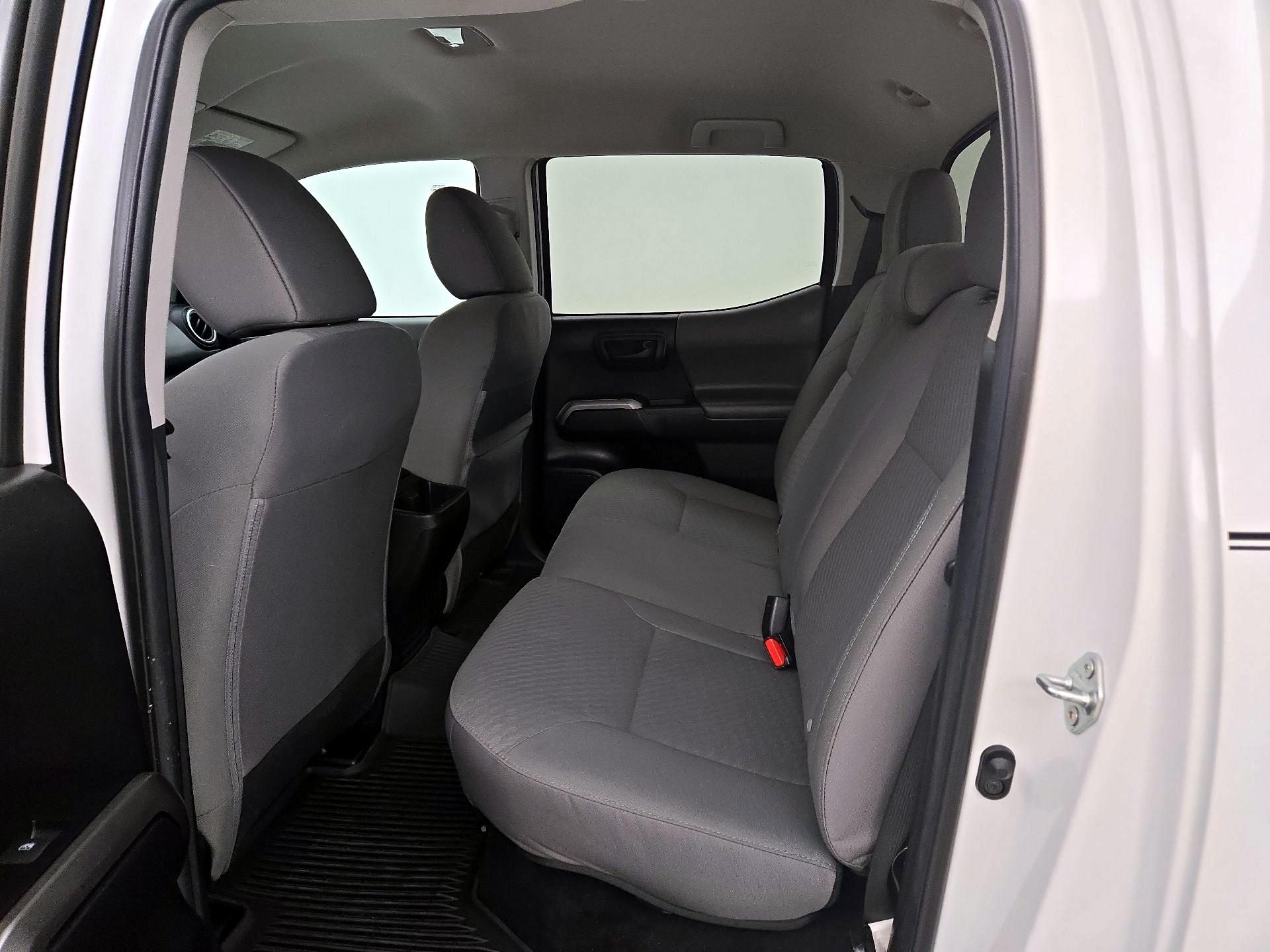 Thumbnail: 2022 Toyota Tacoma - 19